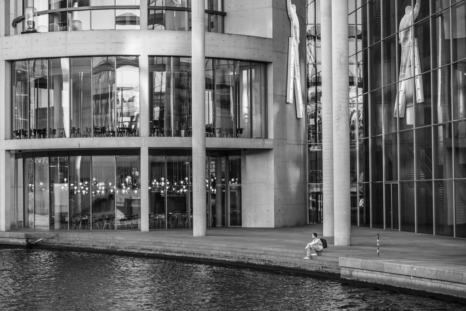 Fujifilm X-T2 + Fujifilm XF 56mm F1.2 R sample photo. Paul-löbe-house, berlin, capital photography
