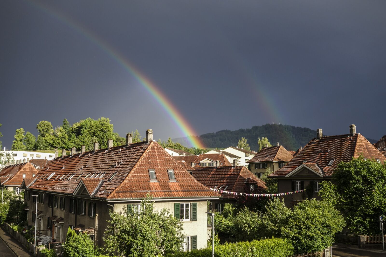 Sony Cyber-shot DSC-RX100 II sample photo. Rainbow, house, bern photography