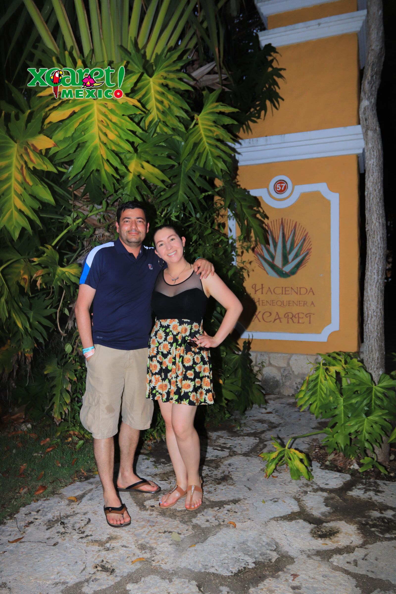 Canon EOS 800D (EOS Rebel T7i / EOS Kiss X9i) + Canon EF 17-40mm F4L USM sample photo. Xcaret, mexico, cancun photography