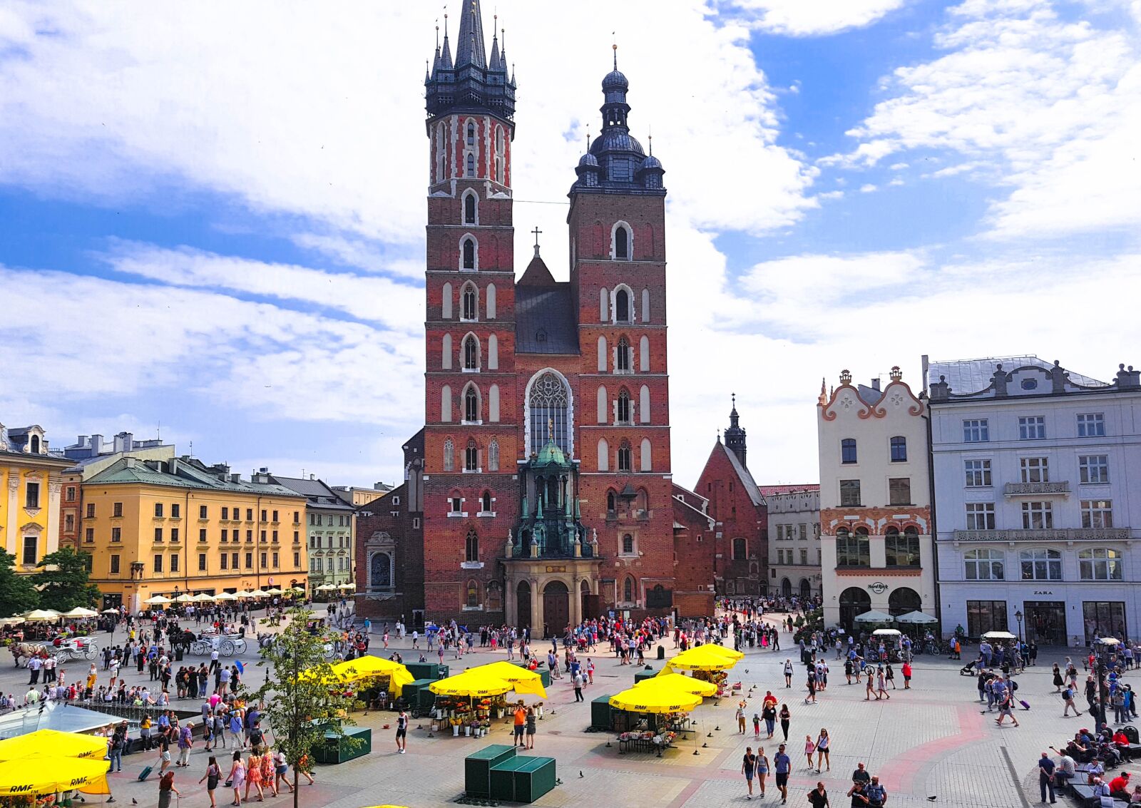 Samsung Galaxy S7 sample photo. Krakow, st mary's church photography