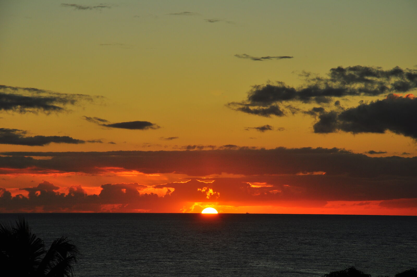 Nikon D5000 sample photo. Sunset over kauai photography