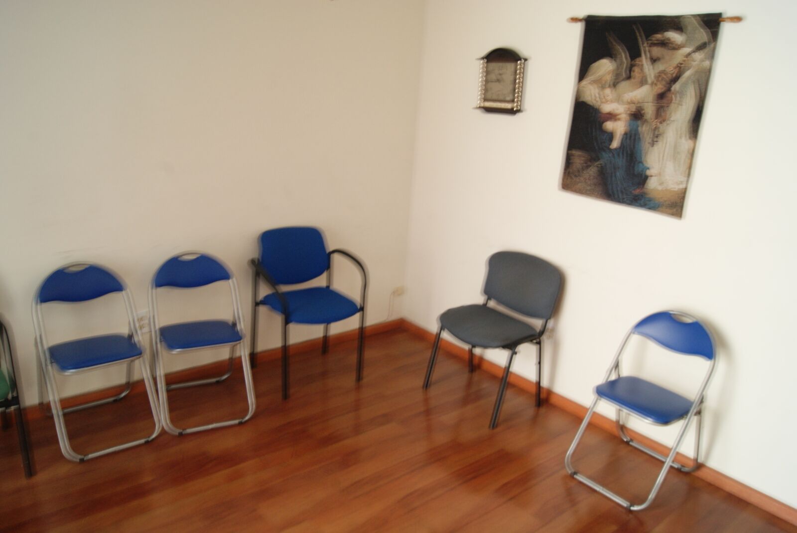 Sony Alpha DSLR-A330 sample photo. Working, patients chair, psychologist photography