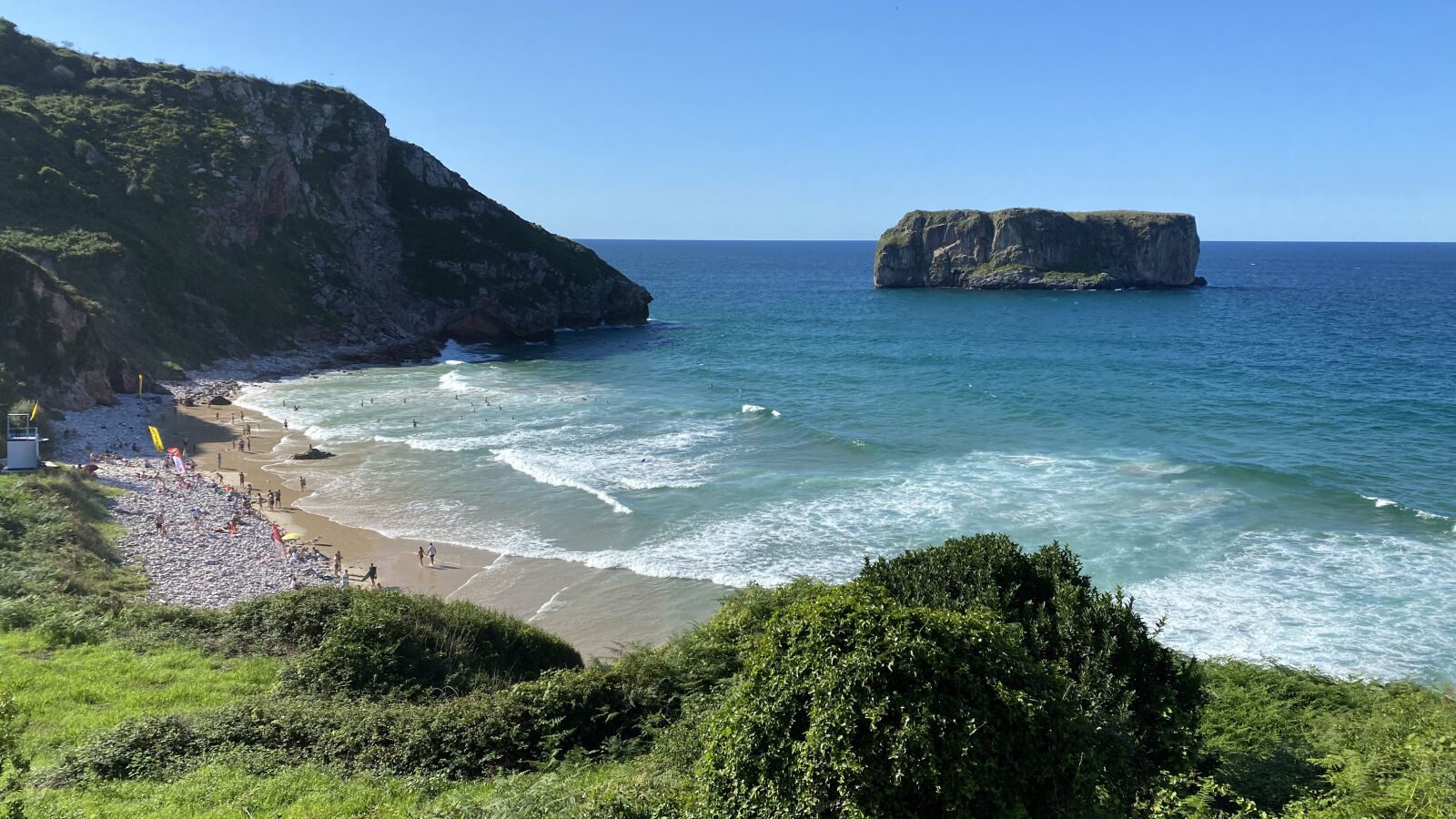 Apple iPhone 11 Pro Max sample photo. Coast, sea, beach photography