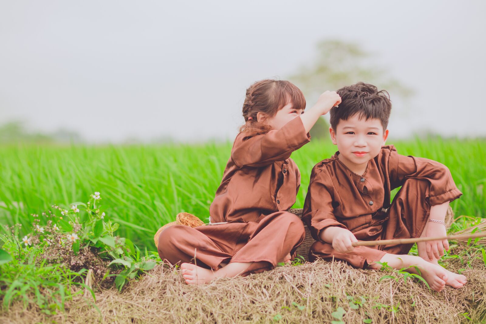 Canon EOS 5D Mark III + Canon EF 85mm F1.8 USM sample photo. Children, love, couple photography