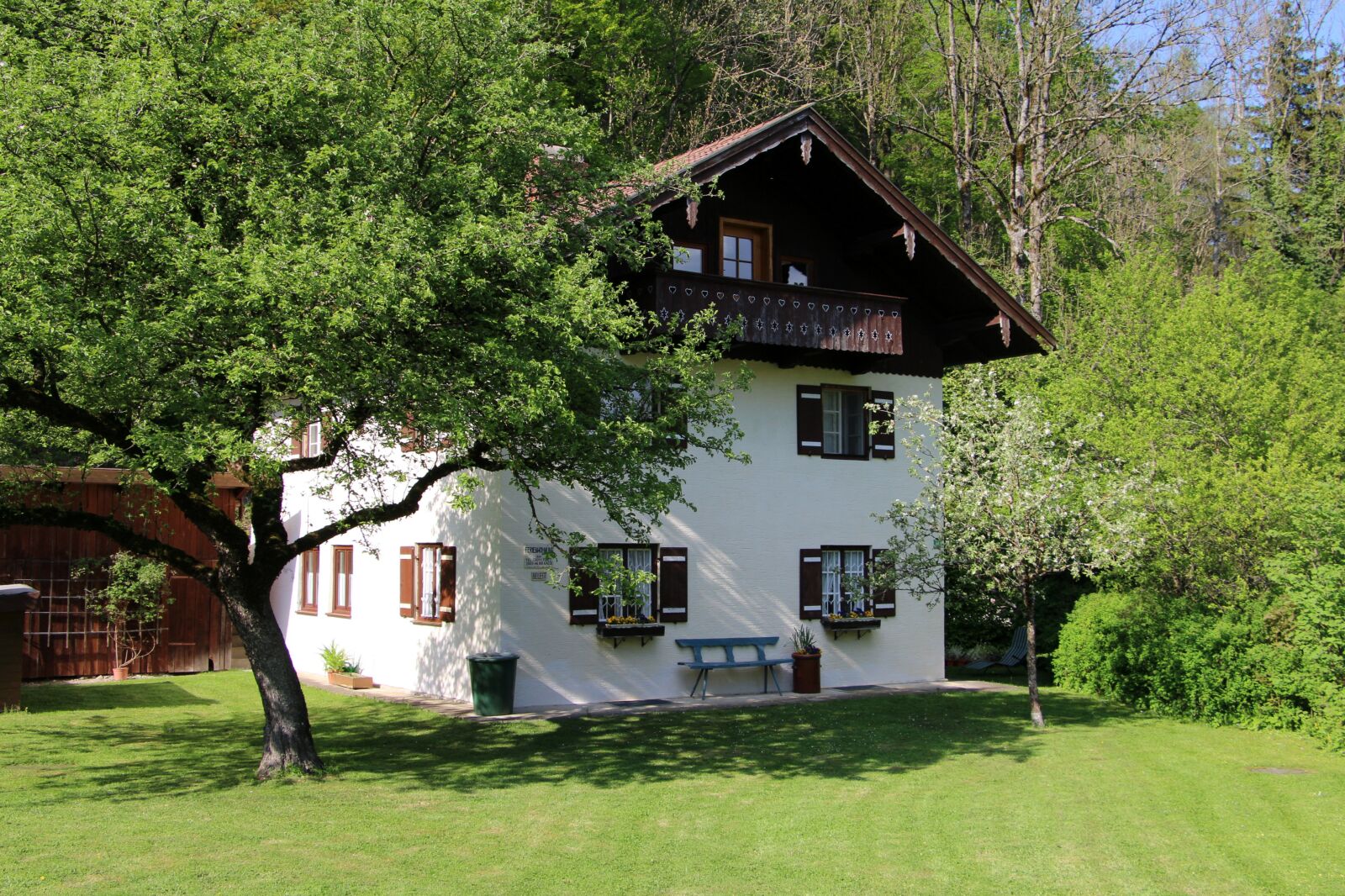 Canon EOS 70D sample photo. House, alpine, bed and photography