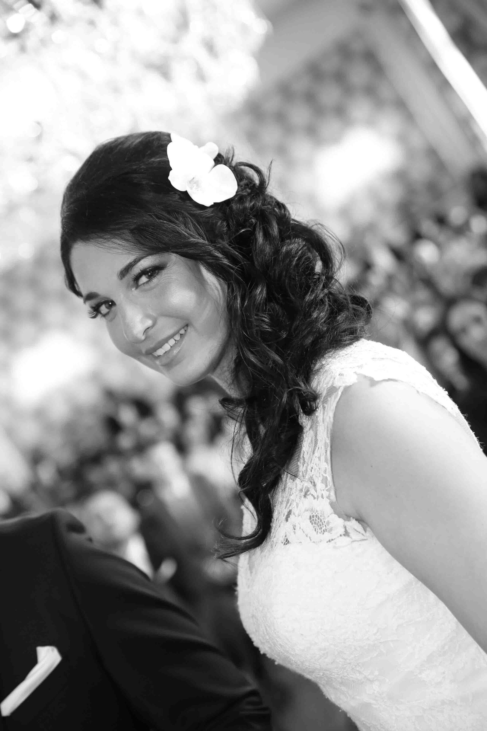 Canon EF 24-70mm F2.8L II USM sample photo. Bride, town hall, wedding photography