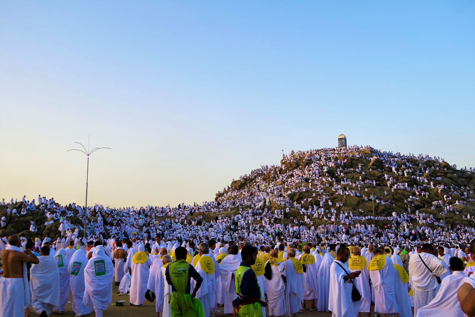 Canon PowerShot G7 X sample photo. The pilgrim's guide, arafat photography