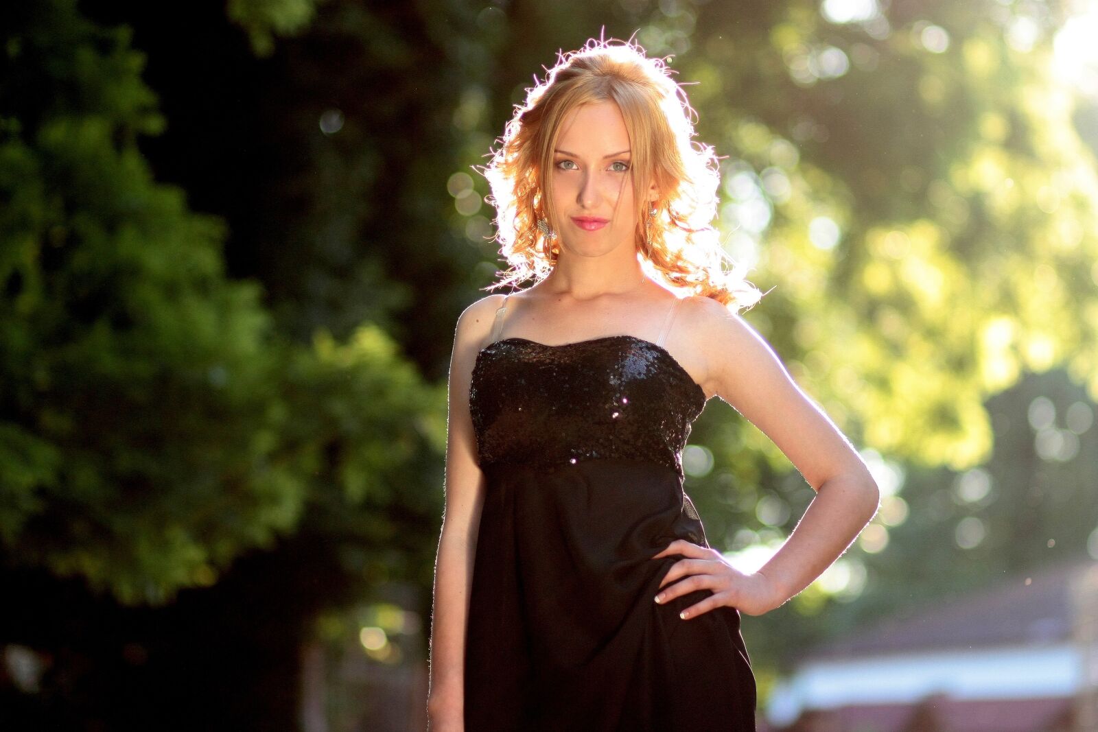Canon EOS 450D (EOS Rebel XSi / EOS Kiss X2) sample photo. Girl, blonde, blue eyes photography