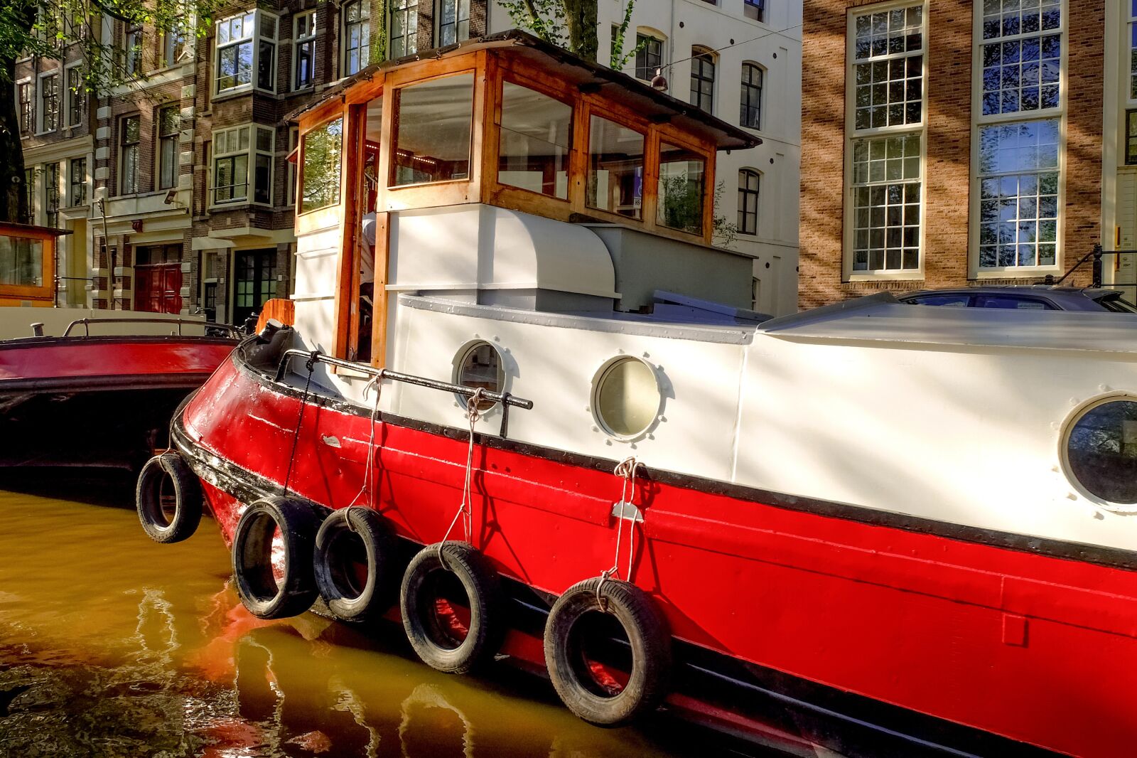 Fujifilm X30 sample photo. Barge, houseboat, boat photography