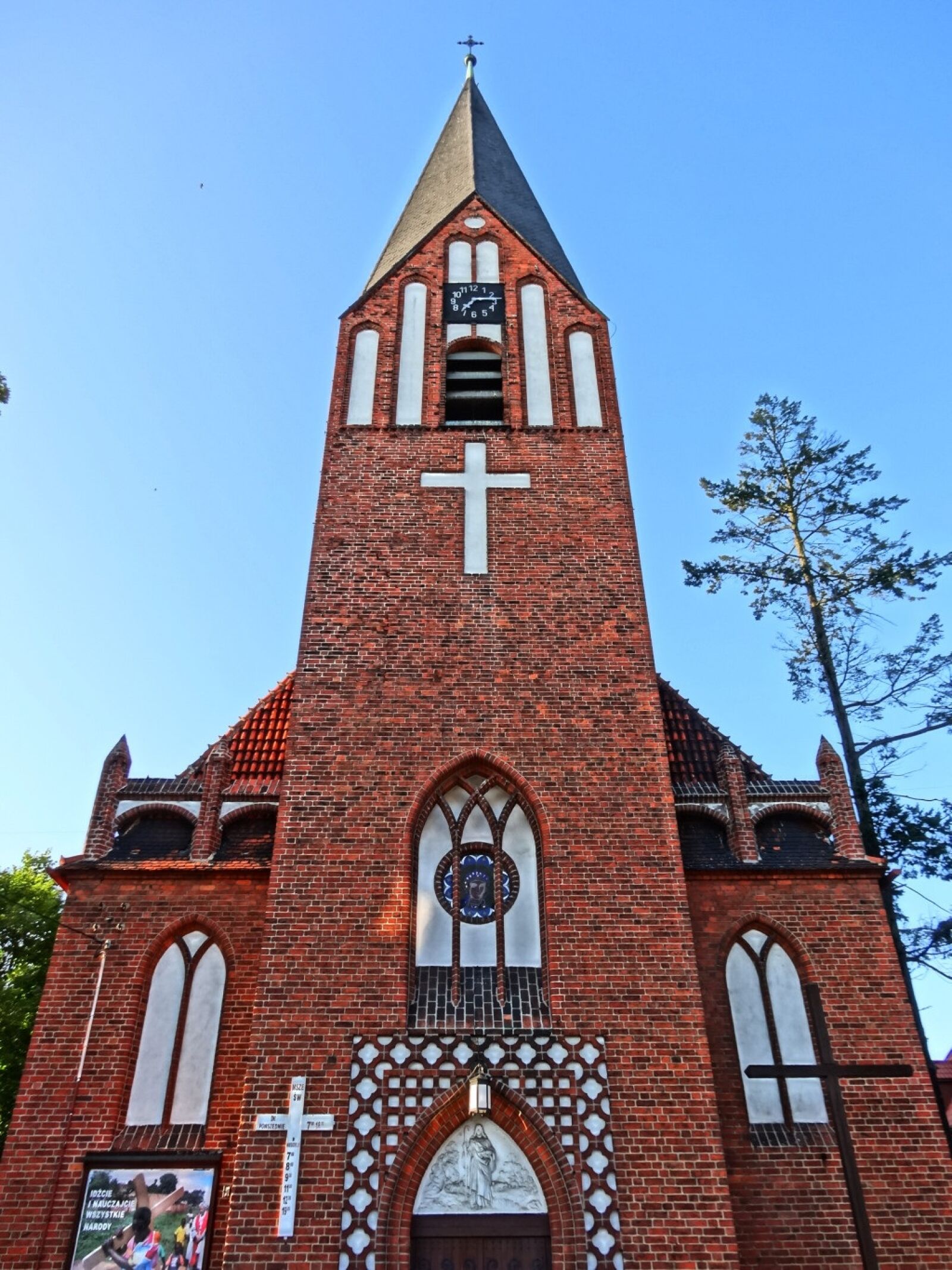 Sony Cyber-shot DSC-HX20V sample photo. Divine mercy church, bydgoszcz photography