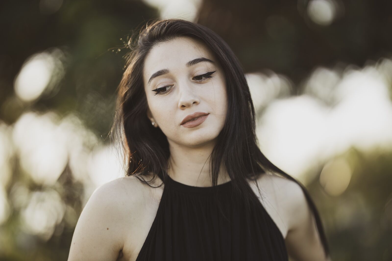 Canon RF 85mm F1.2L USM sample photo. Young, girl, woman photography