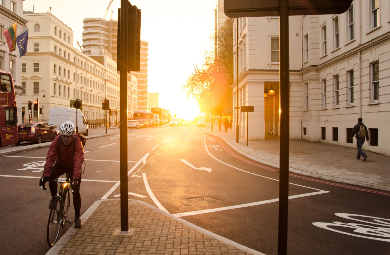 Nikon D7000 sample photo. Morning, golden sun, yellow photography