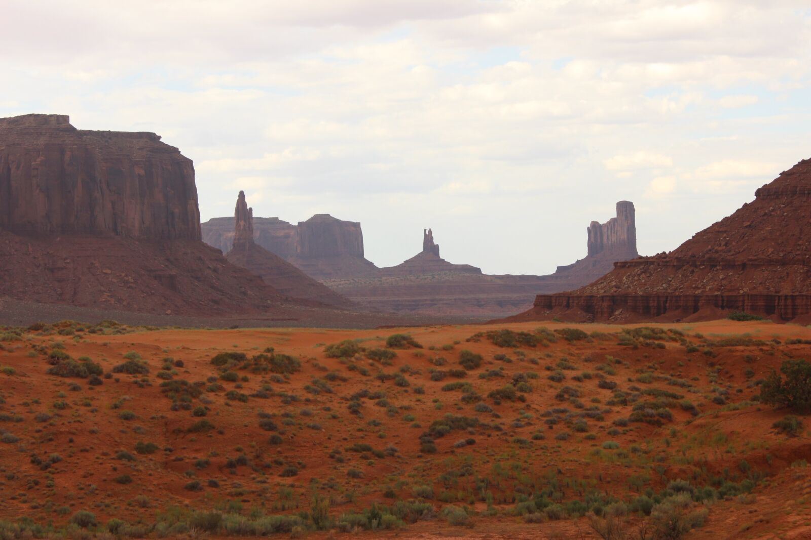 Canon EOS 600D (Rebel EOS T3i / EOS Kiss X5) sample photo. Monument valley, utah, usa photography