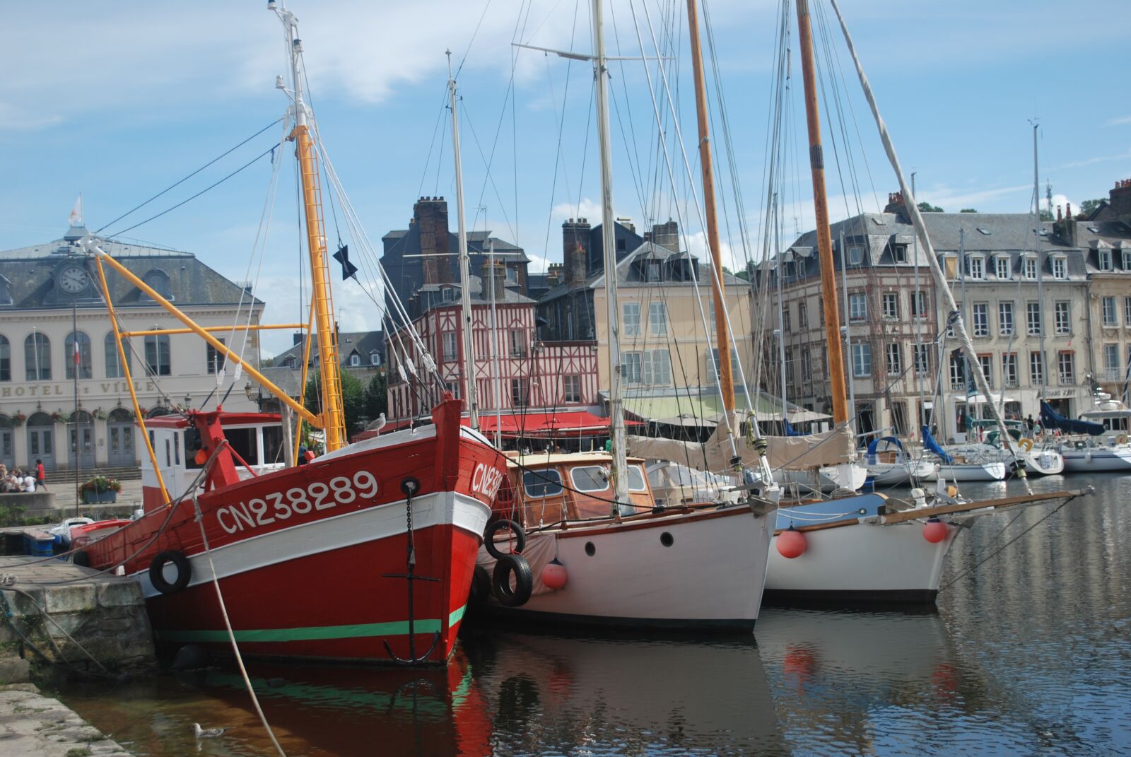 Nikon D60 sample photo. Honfleur, holiday, normandy photography