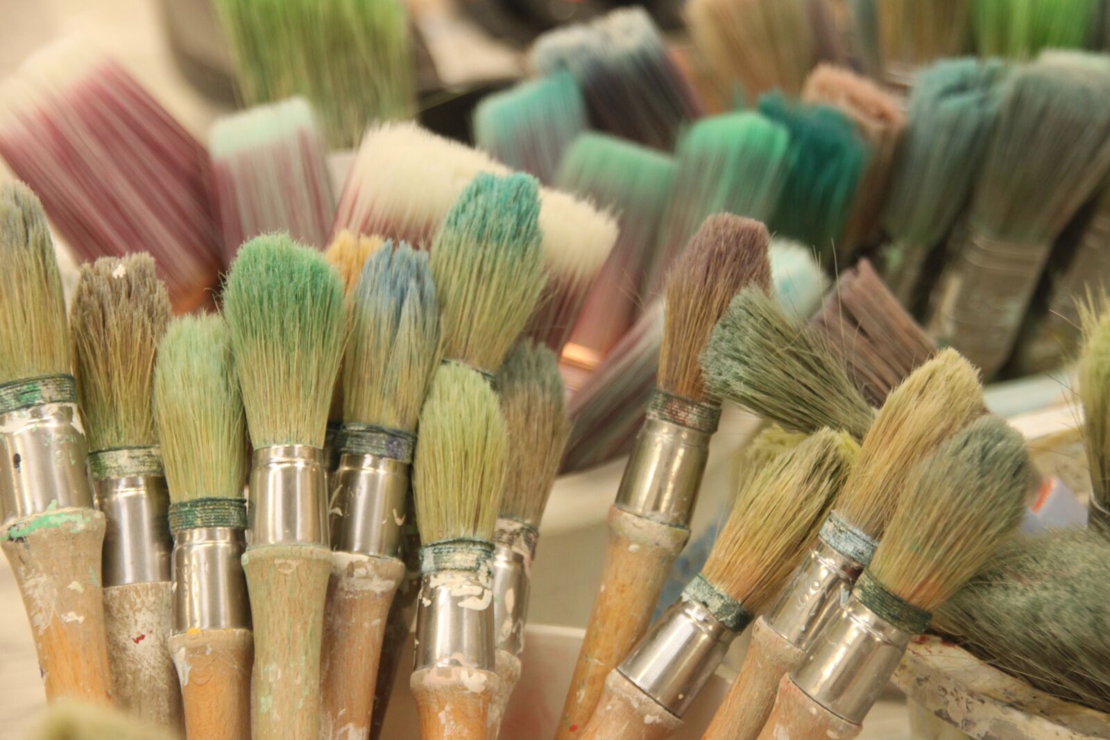 Canon EOS 500D (EOS Rebel T1i / EOS Kiss X3) sample photo. Painting, brush, artistic photography