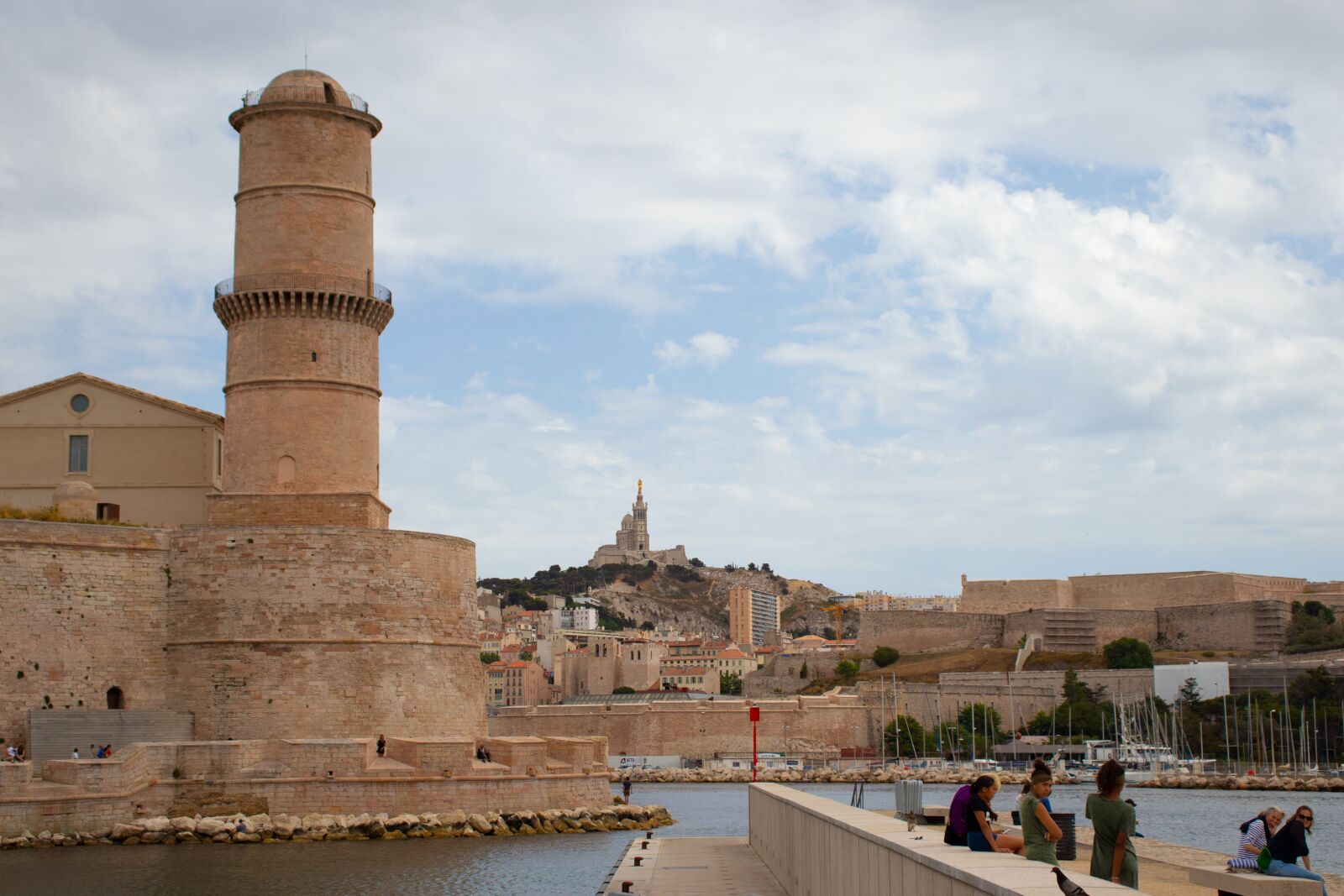 Canon EOS 77D (EOS 9000D / EOS 770D) sample photo. Marseilles, port, marseille photography