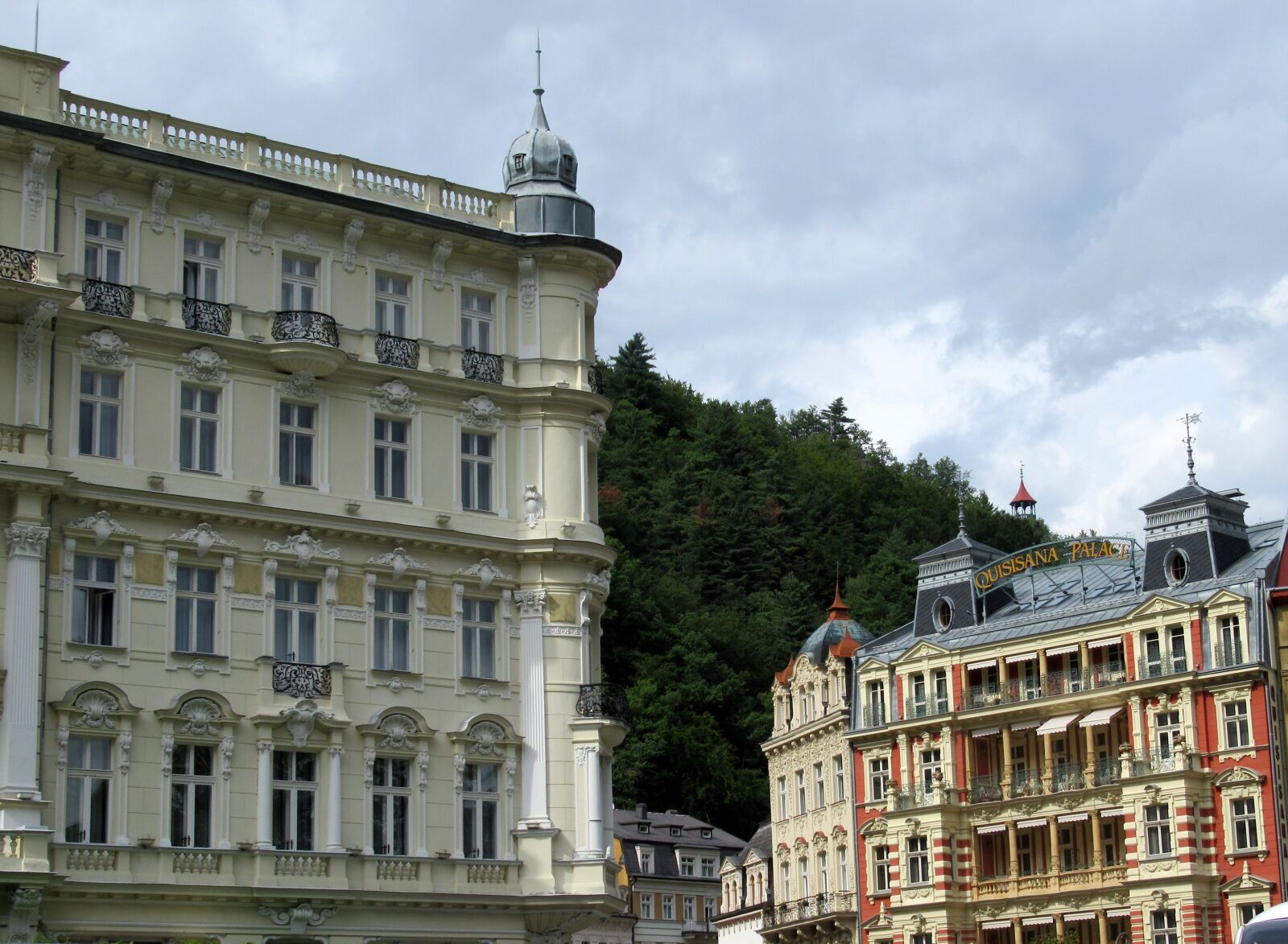 Canon PowerShot SX620 HS sample photo. Karlovy vary, hotels, buildings photography