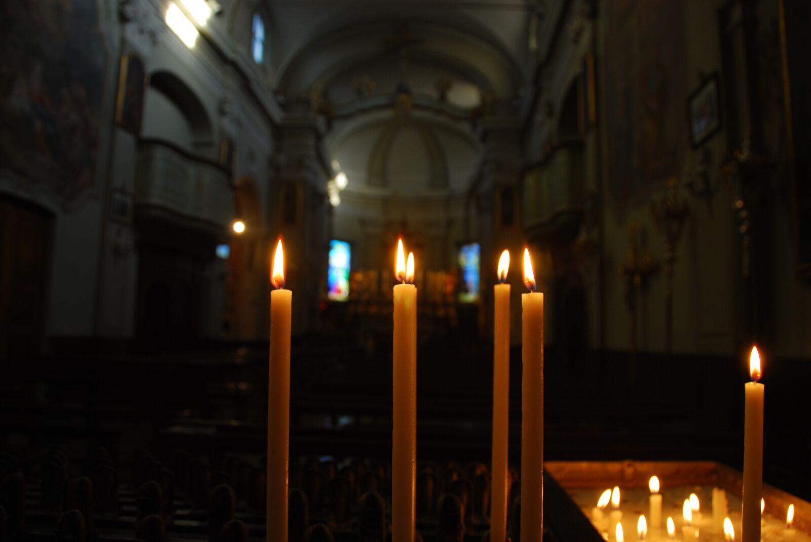 Nikon D80 sample photo. Candles, church, light photography
