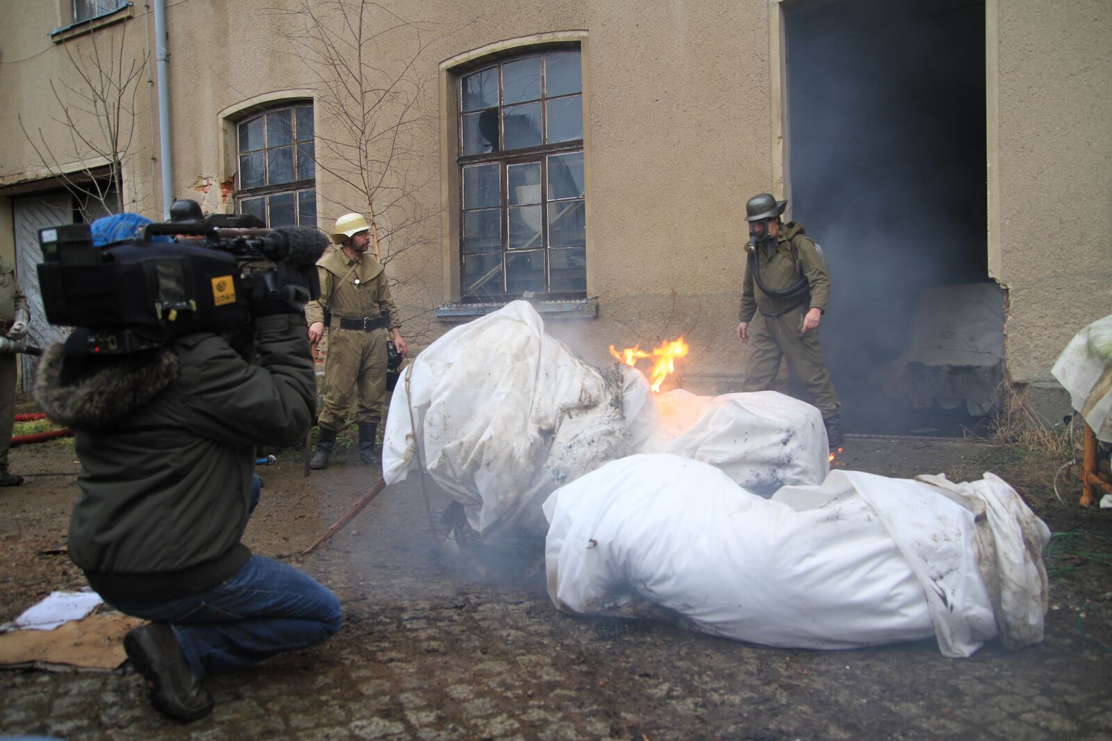 Canon EOS 7D sample photo. Fire, filmdreh, camera photography
