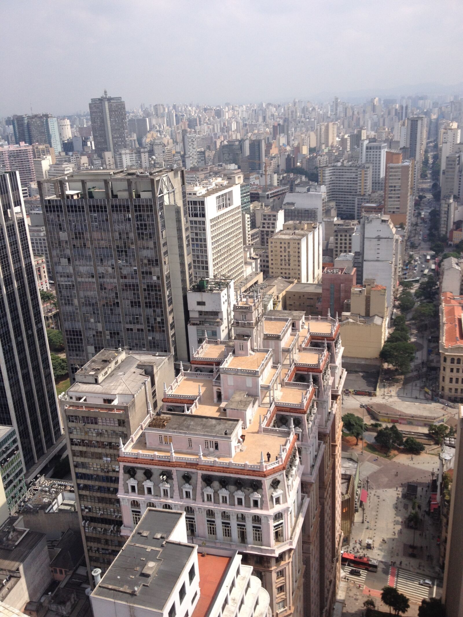 Apple iPhone 4S sample photo. City, brazil, metropolis photography