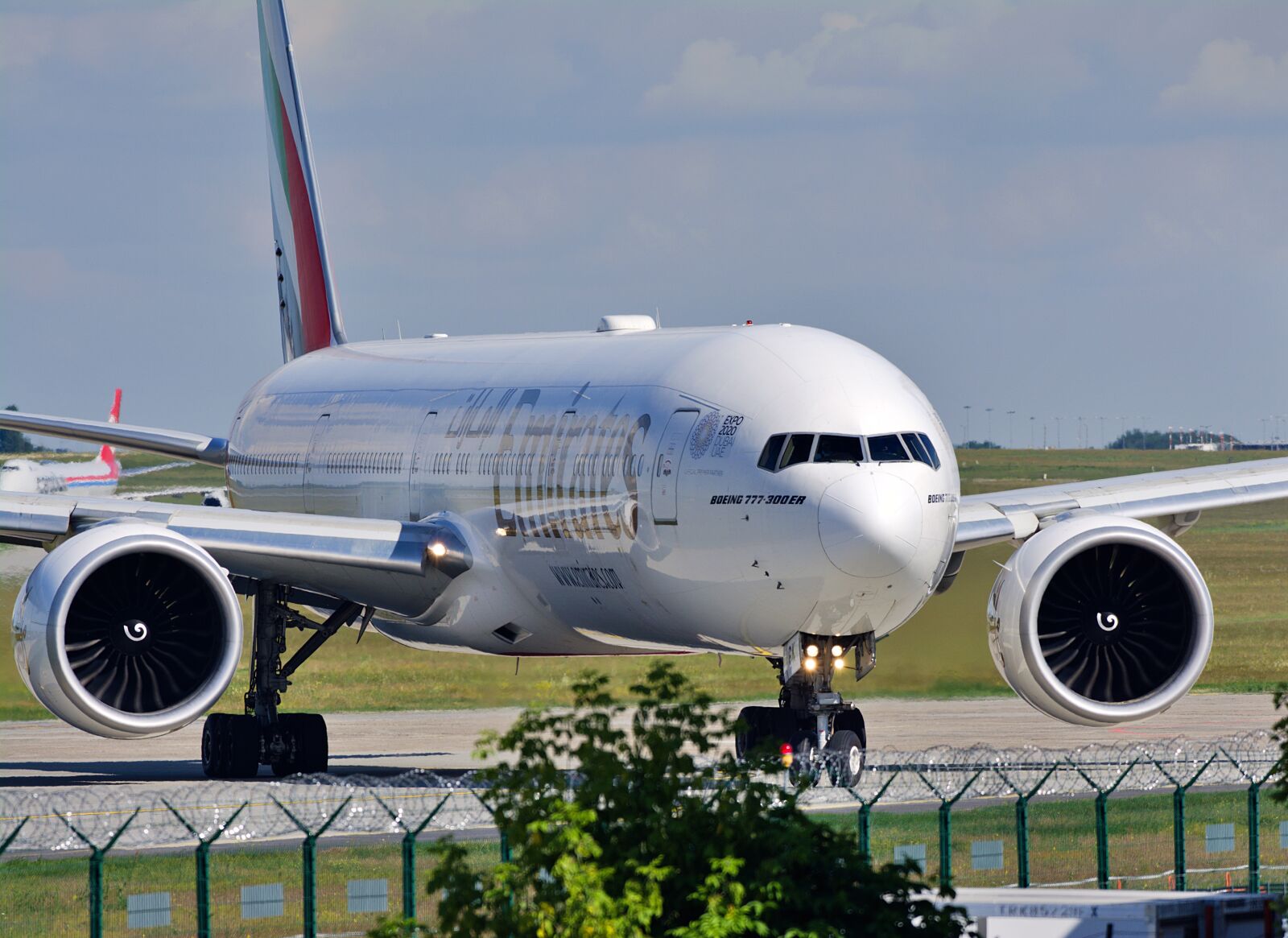 Nikon D5200 sample photo. Aircraft, flight, airport photography