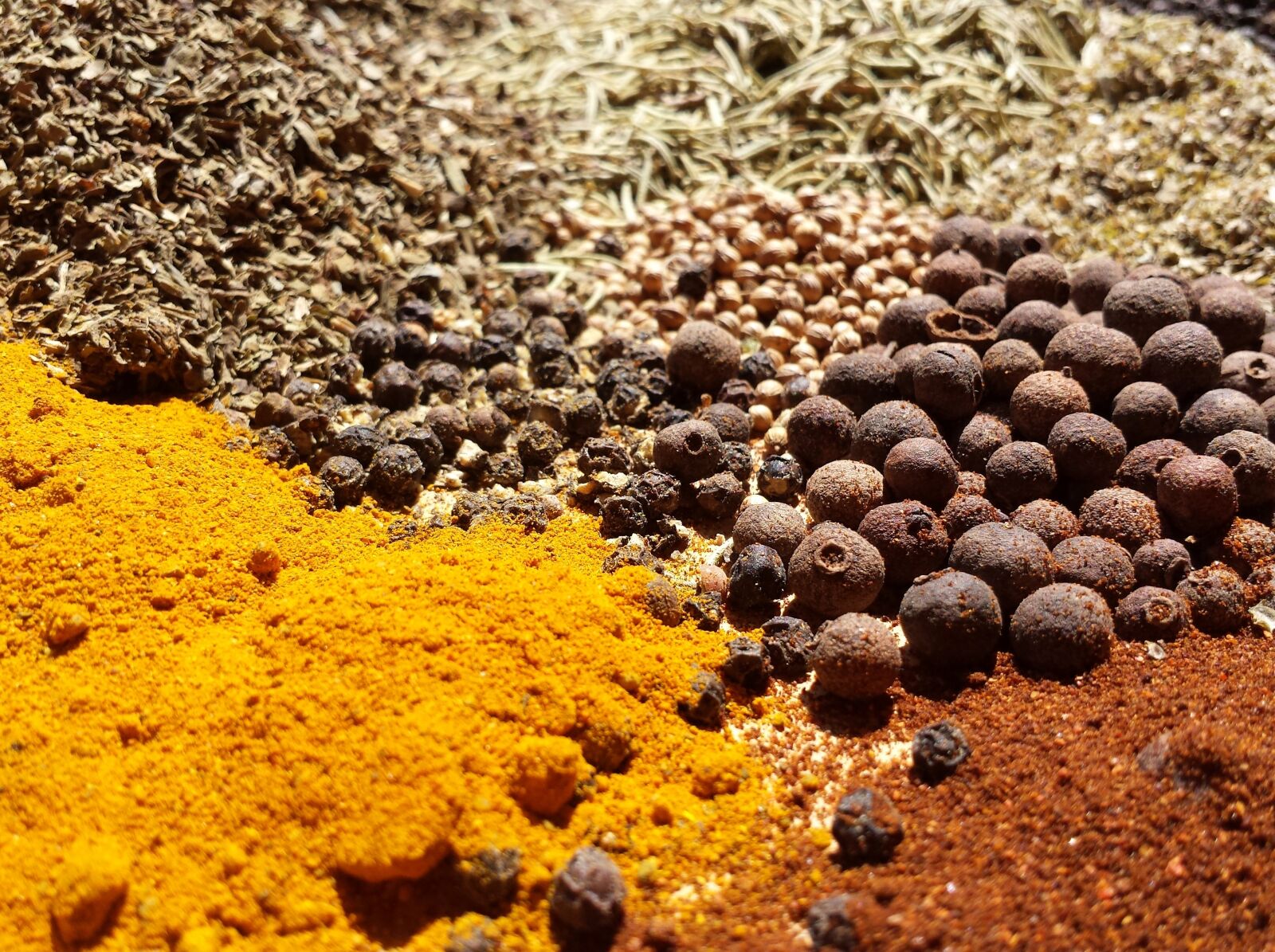 Samsung Galaxy S4 sample photo. Spices, kitchen, allspice photography