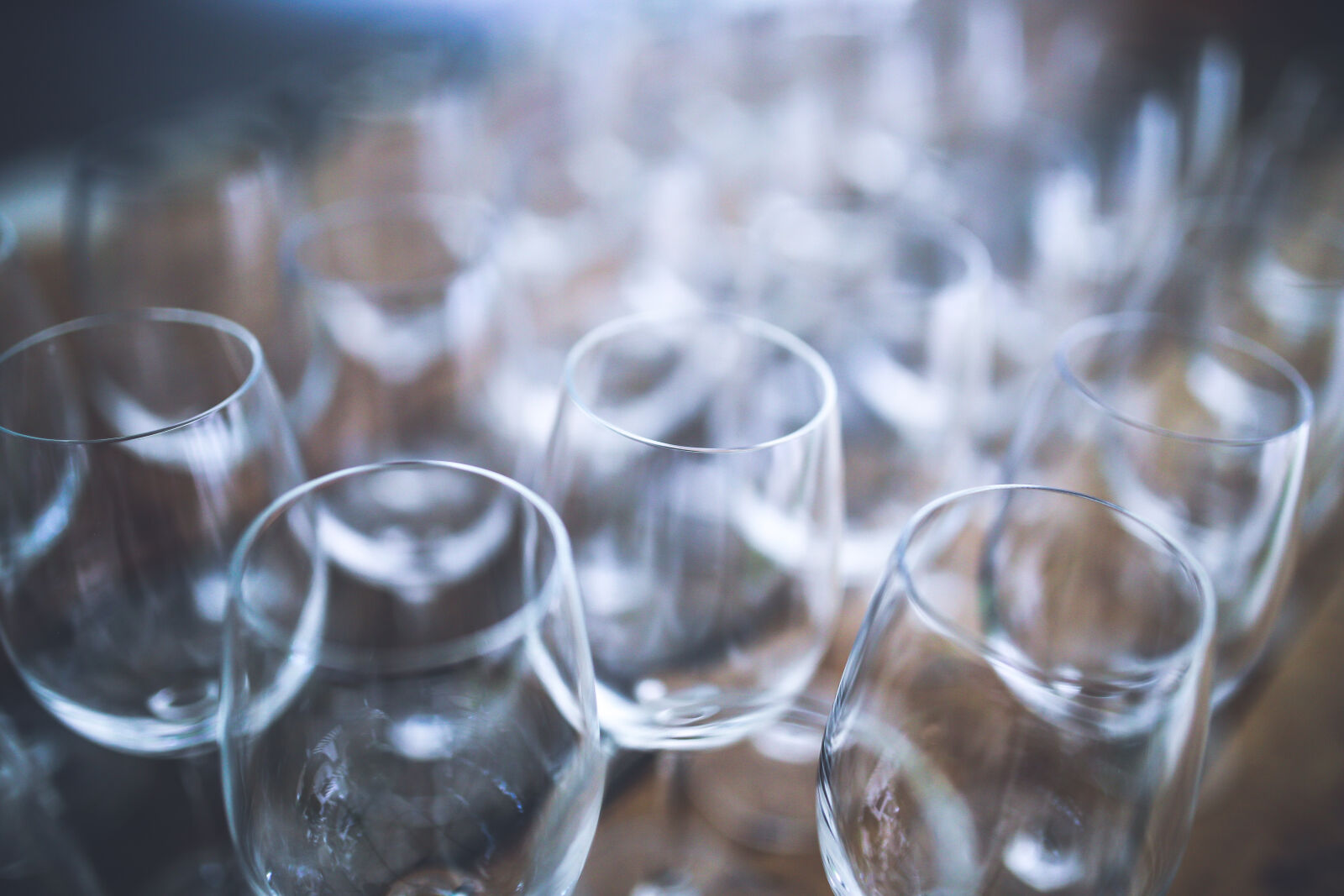 Canon EOS 6D + Sigma 35mm F1.4 DG HSM Art sample photo. Wine, glasses photography