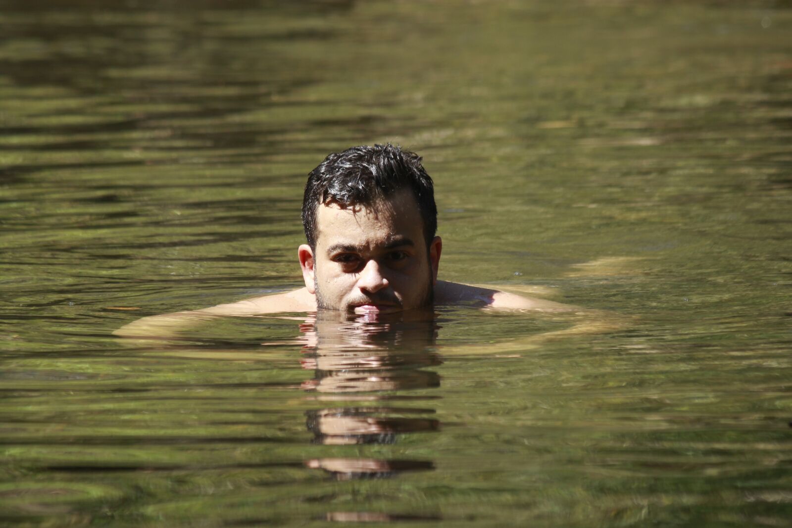 Canon EF-S 55-250mm F4-5.6 IS sample photo. Water, under water, look photography
