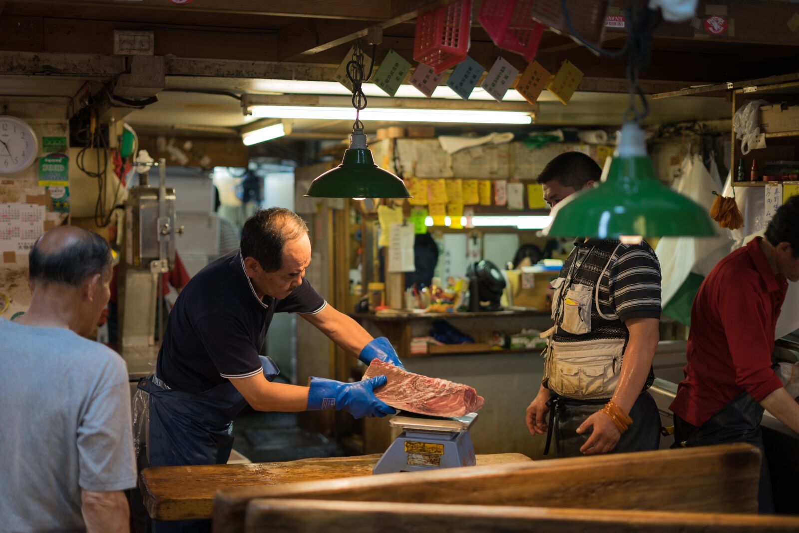 Sony a7 II + Sony FE 50mm F1.8 sample photo. Asia, asian, fish photography