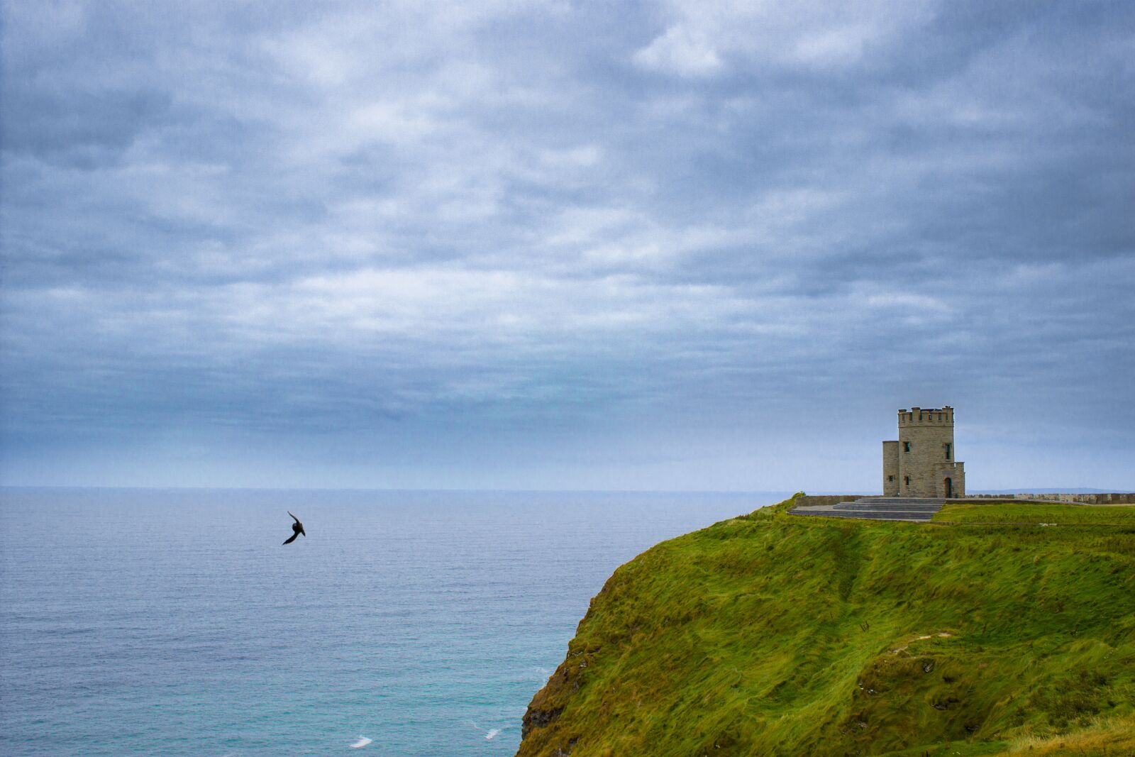 Canon EOS 600D (Rebel EOS T3i / EOS Kiss X5) sample photo. Ireland, sea, rock photography