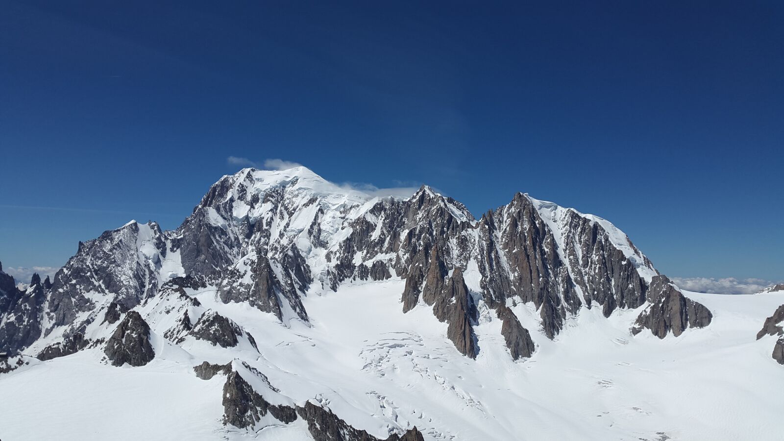 Samsung Galaxy Alpha sample photo. Mont blanc, mont maudit photography