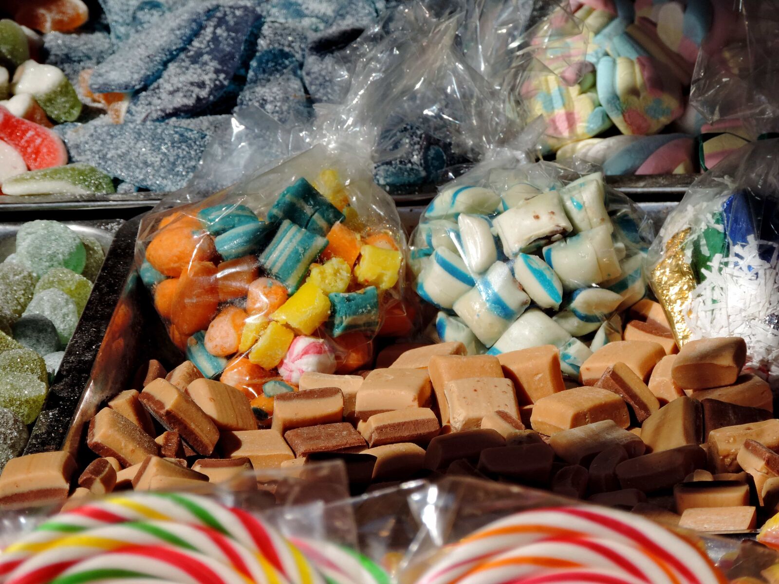 Nikon Coolpix P520 sample photo. Candy, sugar, food, delicious photography