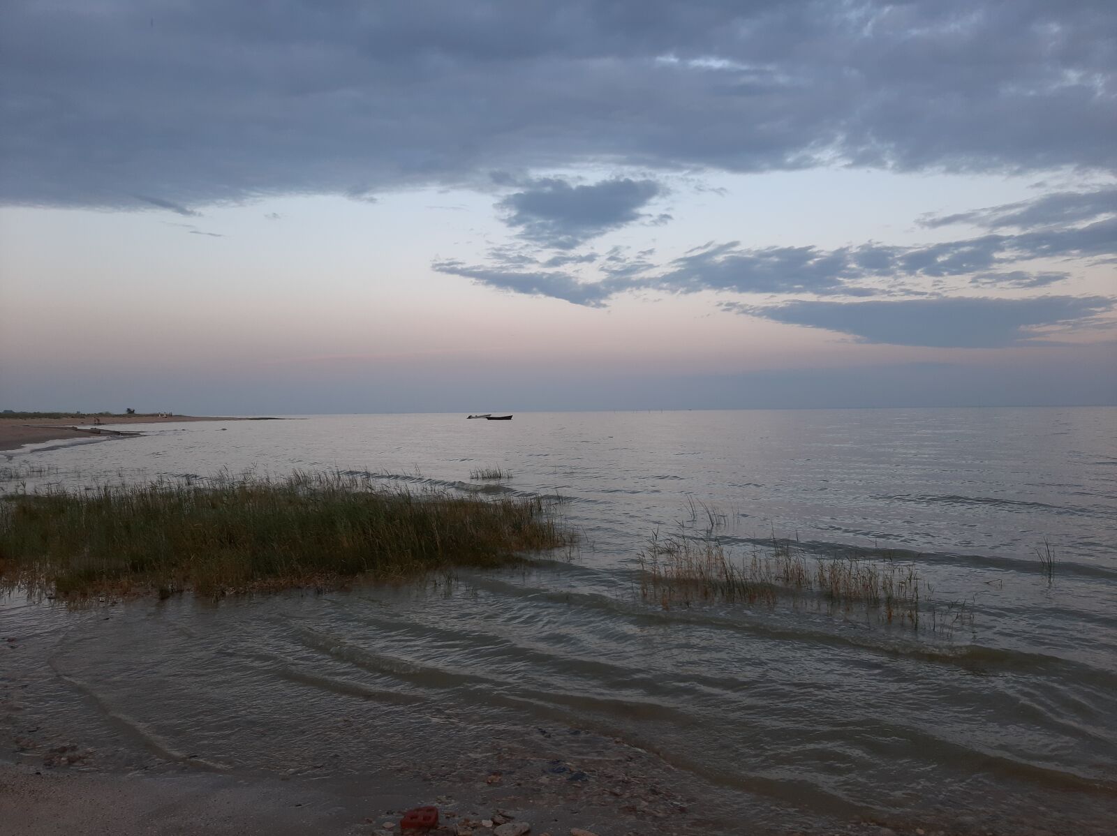 Samsung Galaxy A50 sample photo. Sea of azov, taganrog photography