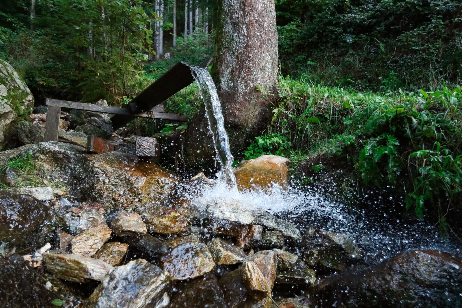 Canon EOS M3 sample photo. Waterfall, rock, nature photography