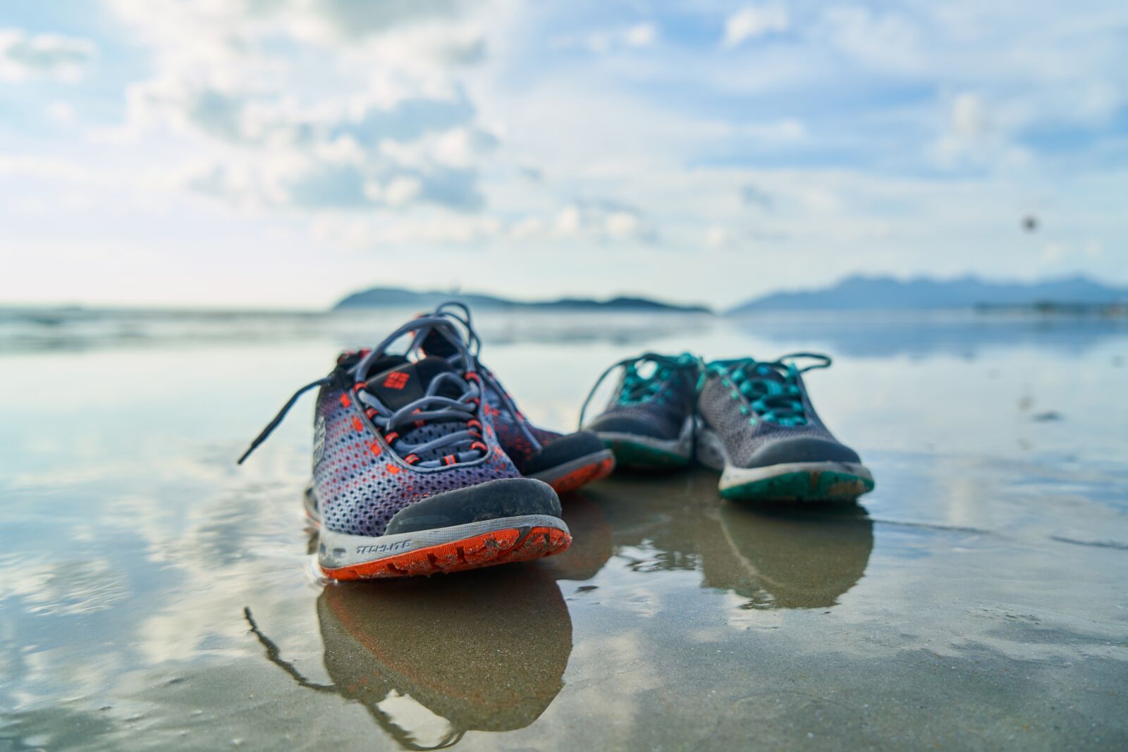 Sony a7R II sample photo. Shoes, beach, sand photography