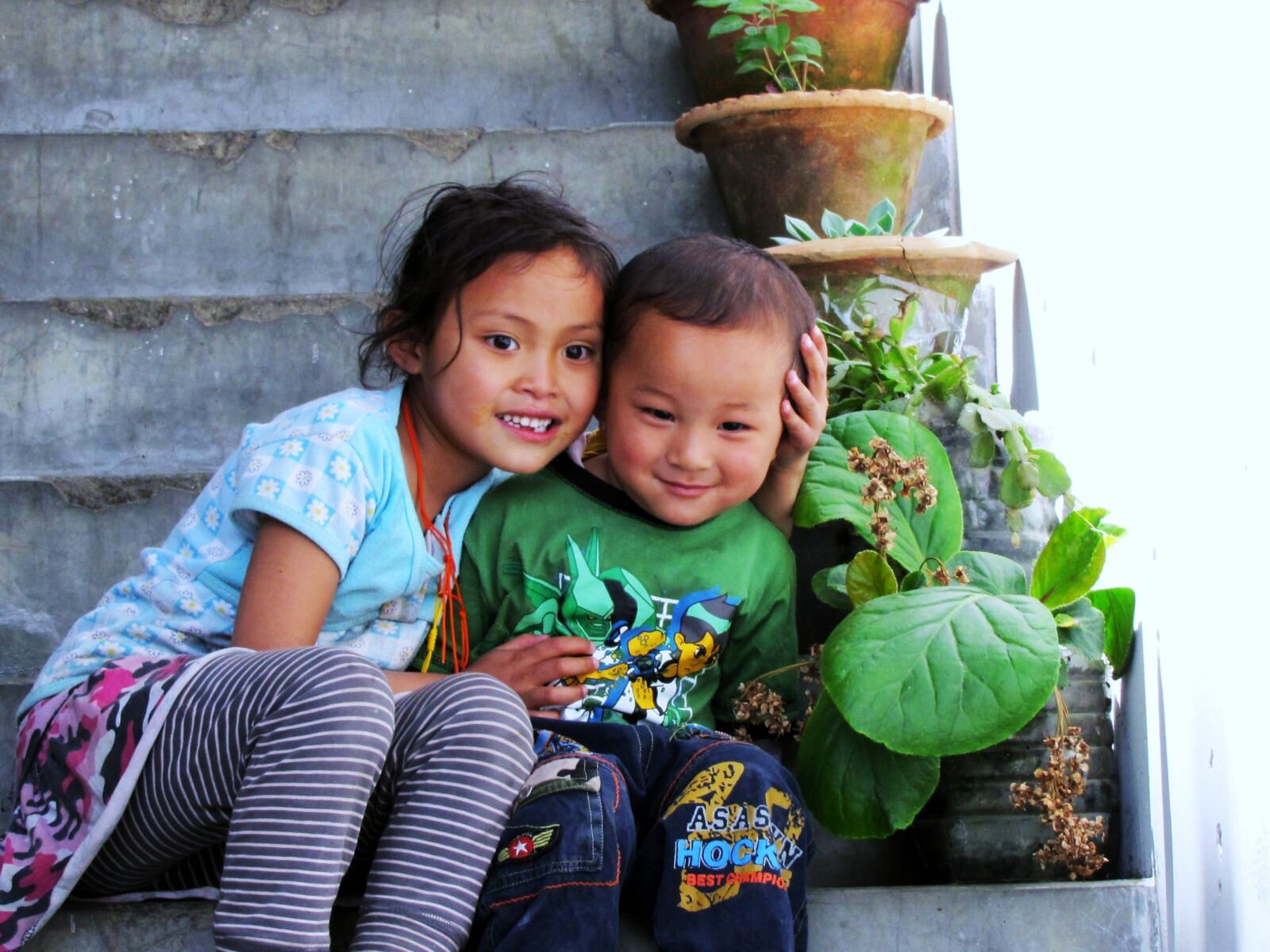 Canon PowerShot SX20 IS sample photo. Bhutan, children, paro, valley photography