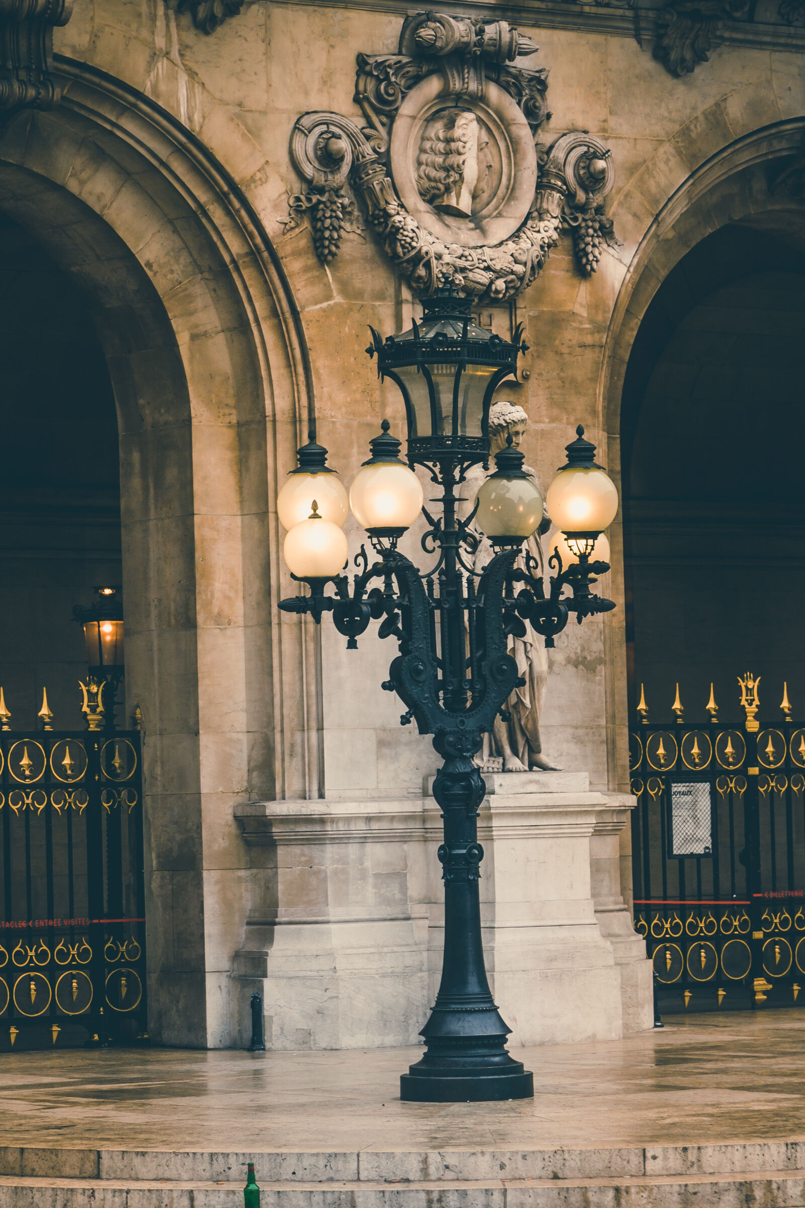 Canon EF-S 17-85mm F4-5.6 IS USM sample photo. Arch, architecture, art, beautiful photography