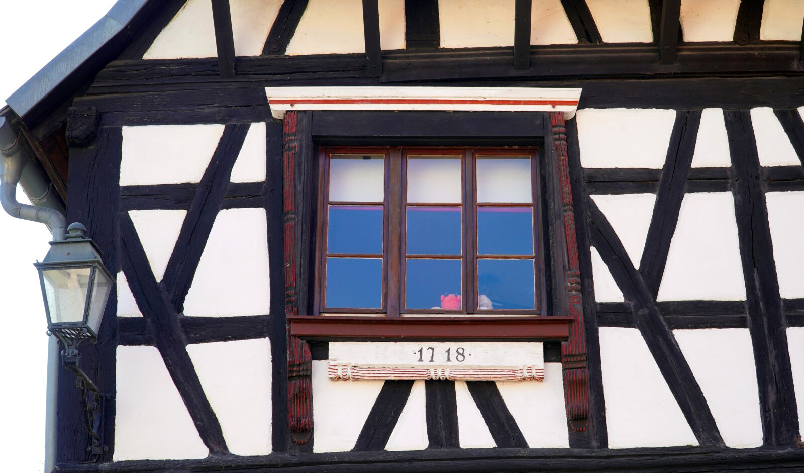 Sony E PZ 18-105mm F4 G OSS sample photo. Window, truss, fachwerkhaus photography