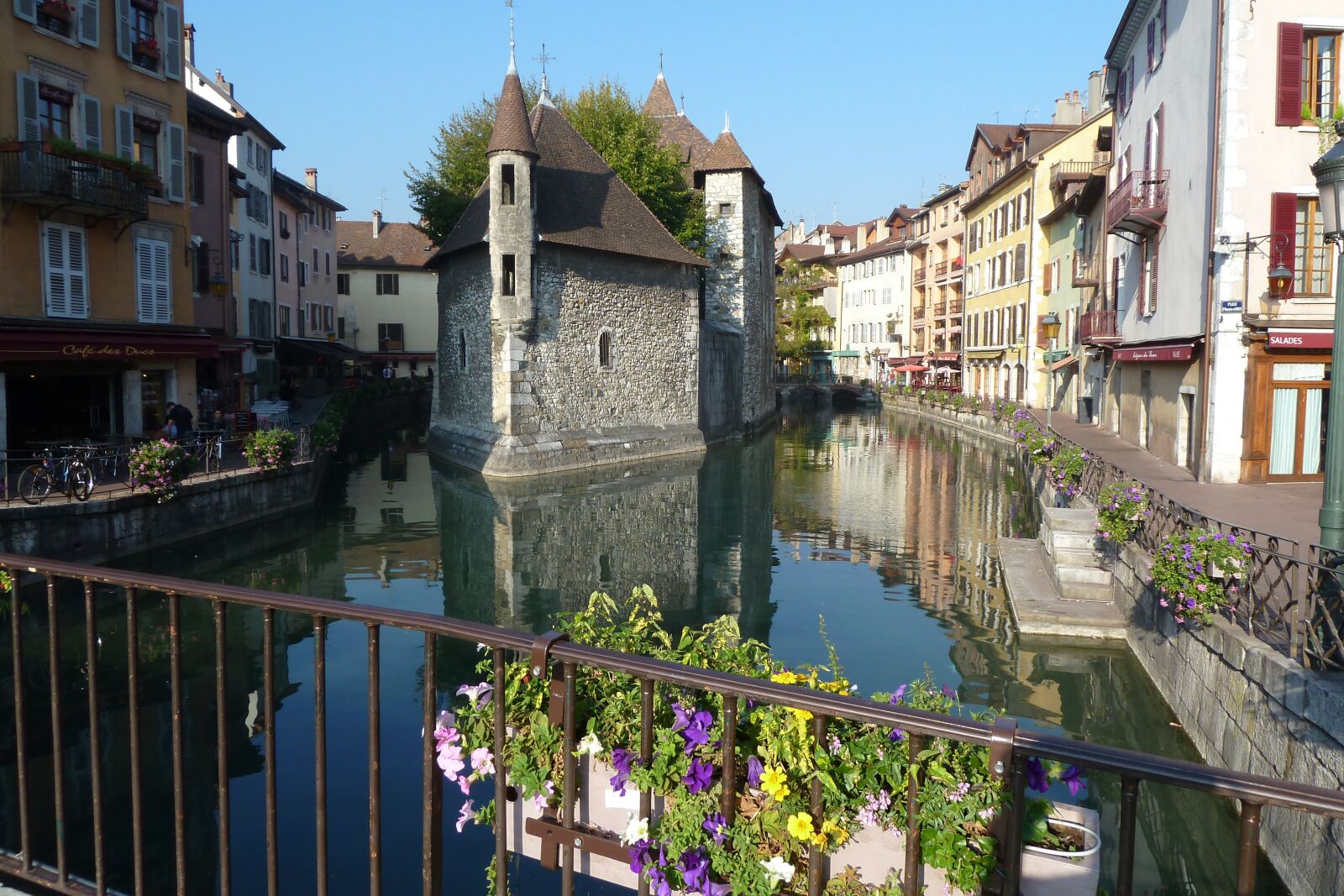 Panasonic Lumix DMC-ZS7 (Lumix DMC-TZ10) sample photo. Annecy, bridge, pierre photography