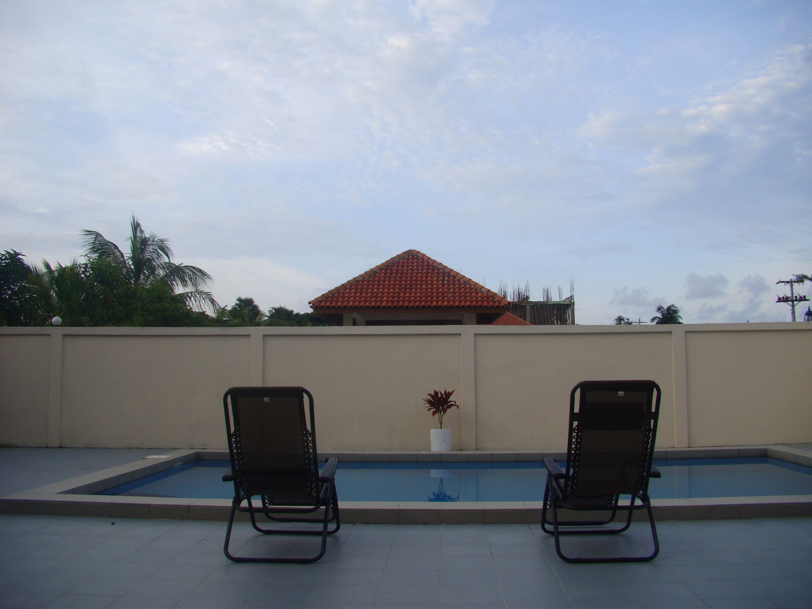 Sony Cyber-shot DSC-H50 sample photo. Holiday, relax, resort photography