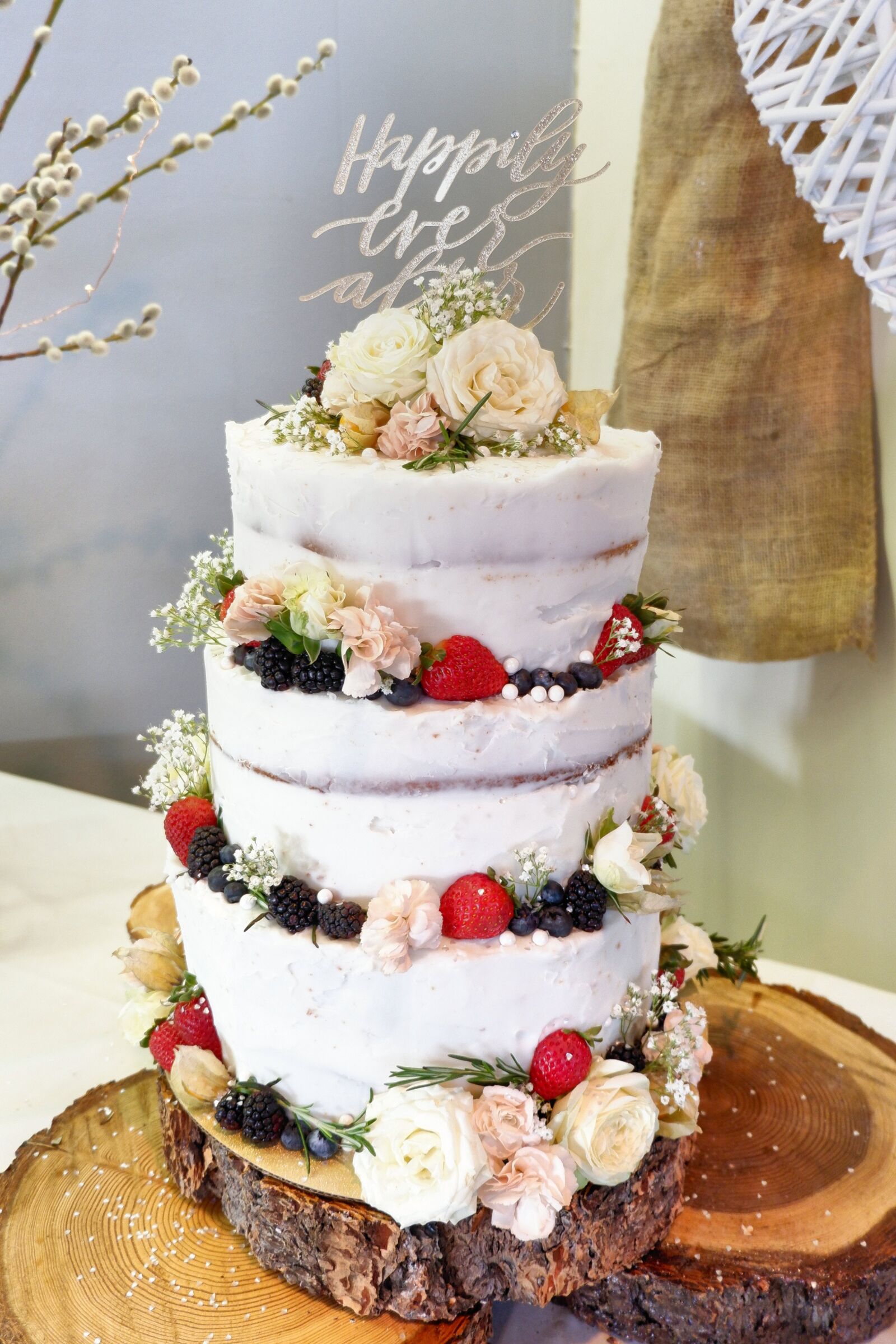 Fujifilm X-A3 sample photo. Wedding cake, cake, wedding photography