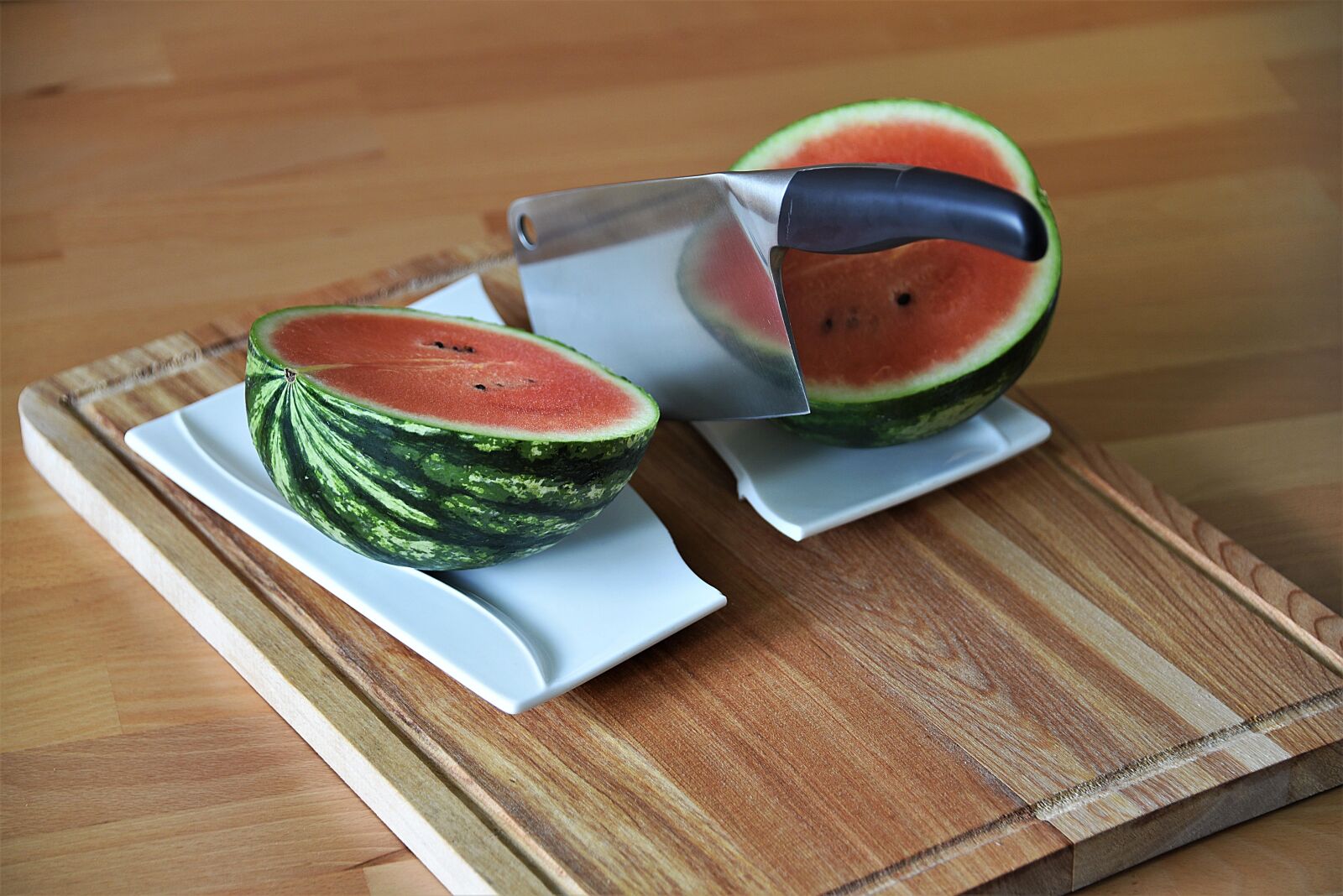Nikon D750 sample photo. Broken, plate, melon photography