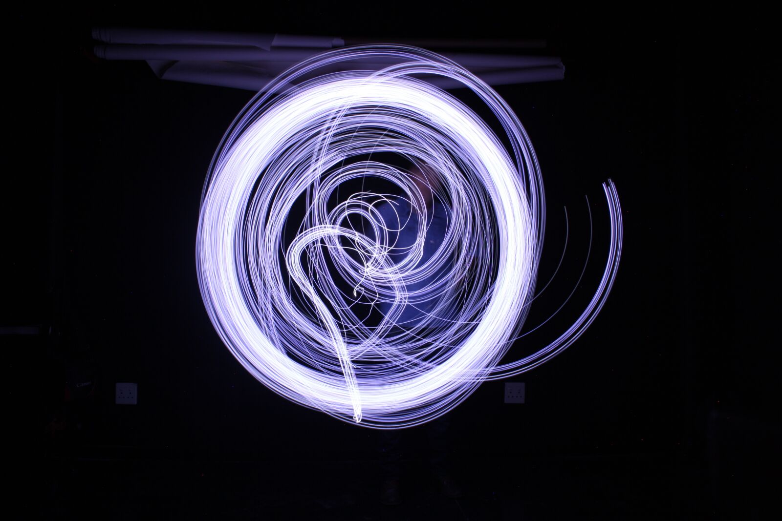 Canon EOS 1000D (EOS Digital Rebel XS / EOS Kiss F) sample photo. Light, long exposure, painting photography