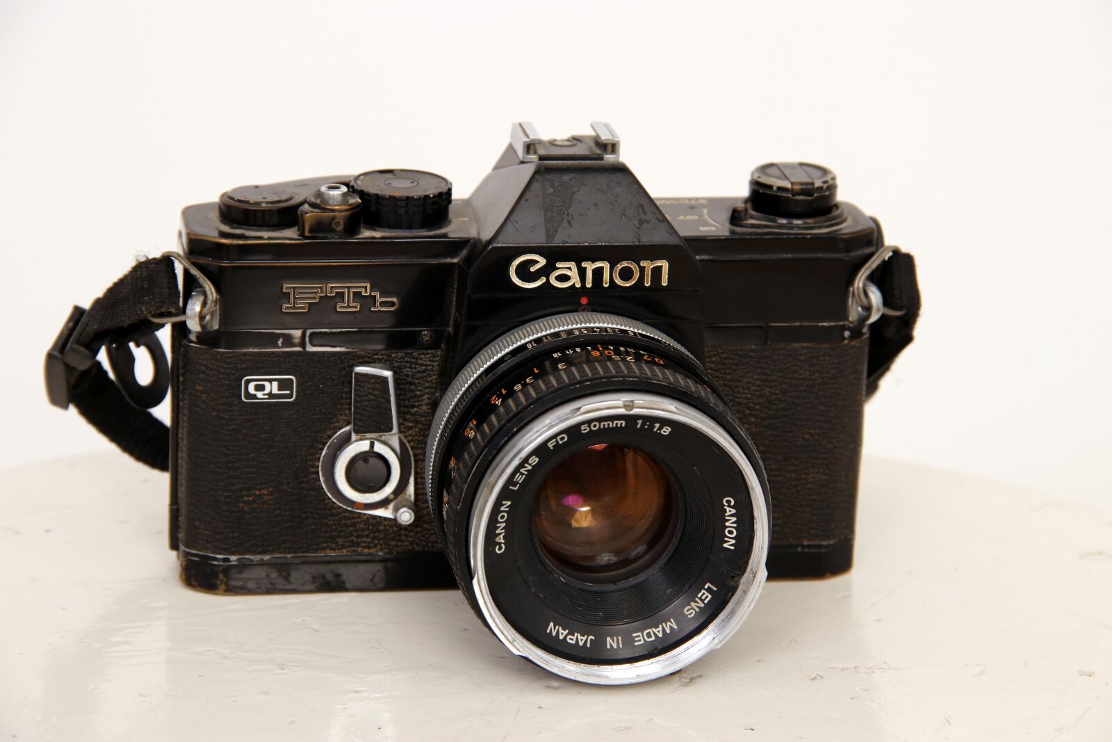 Canon EOS 80D sample photo. "Camera, lens, photography" photography