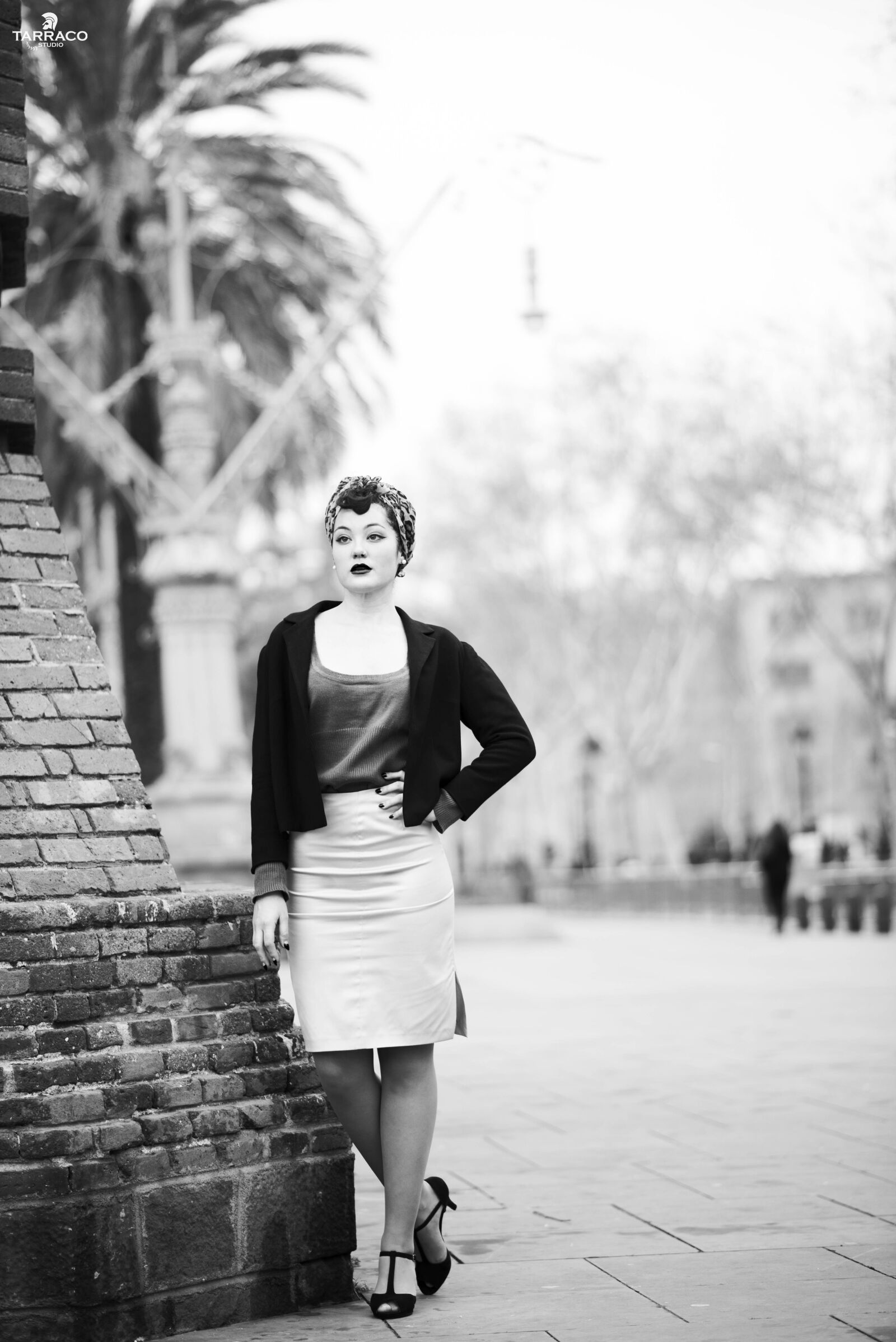 Nikon D610 sample photo. Outdoors, urban space, people photography