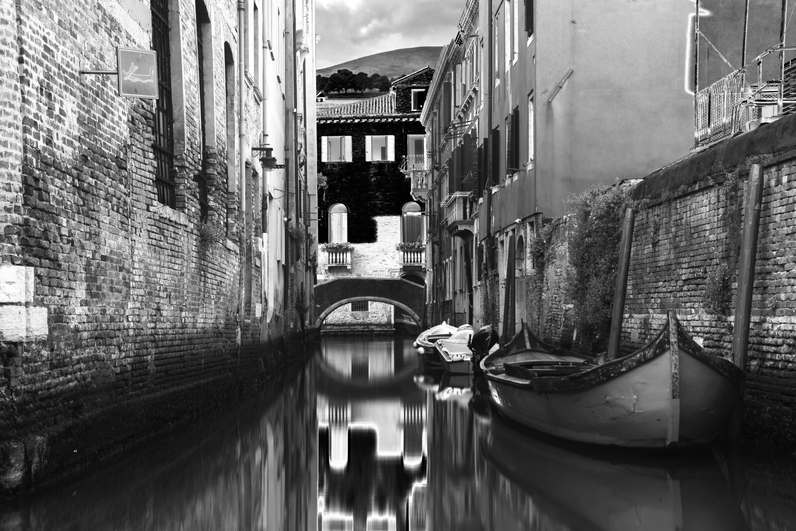 Nikon D5300 sample photo. Venice, italy, black and photography