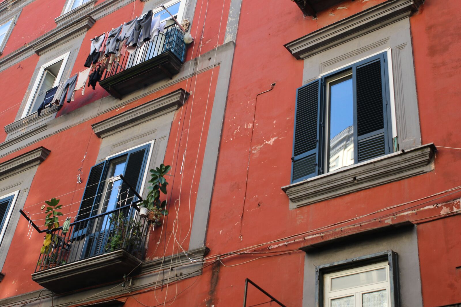 Canon EOS 7D Mark II sample photo. Naples, italy, architecture photography