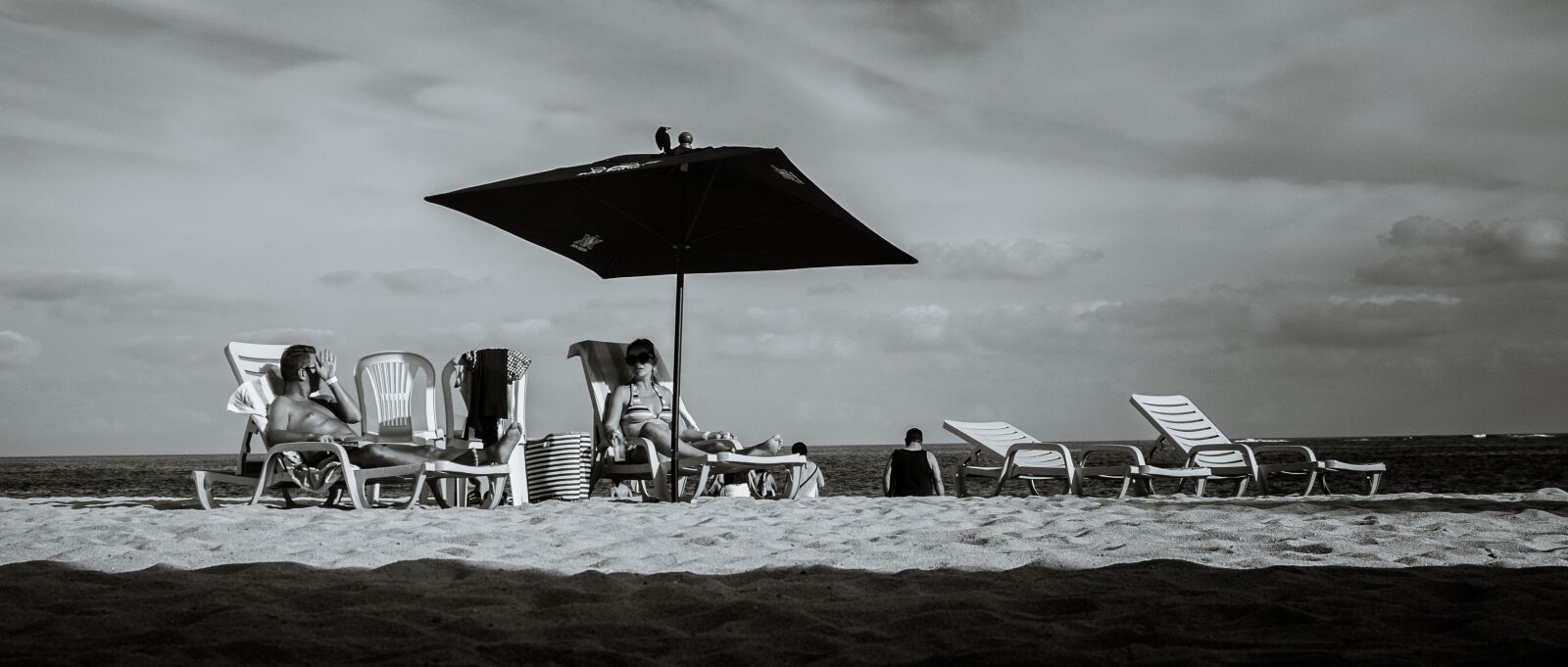 Canon EOS 60D sample photo. Beach, blackandwhite, sea photography