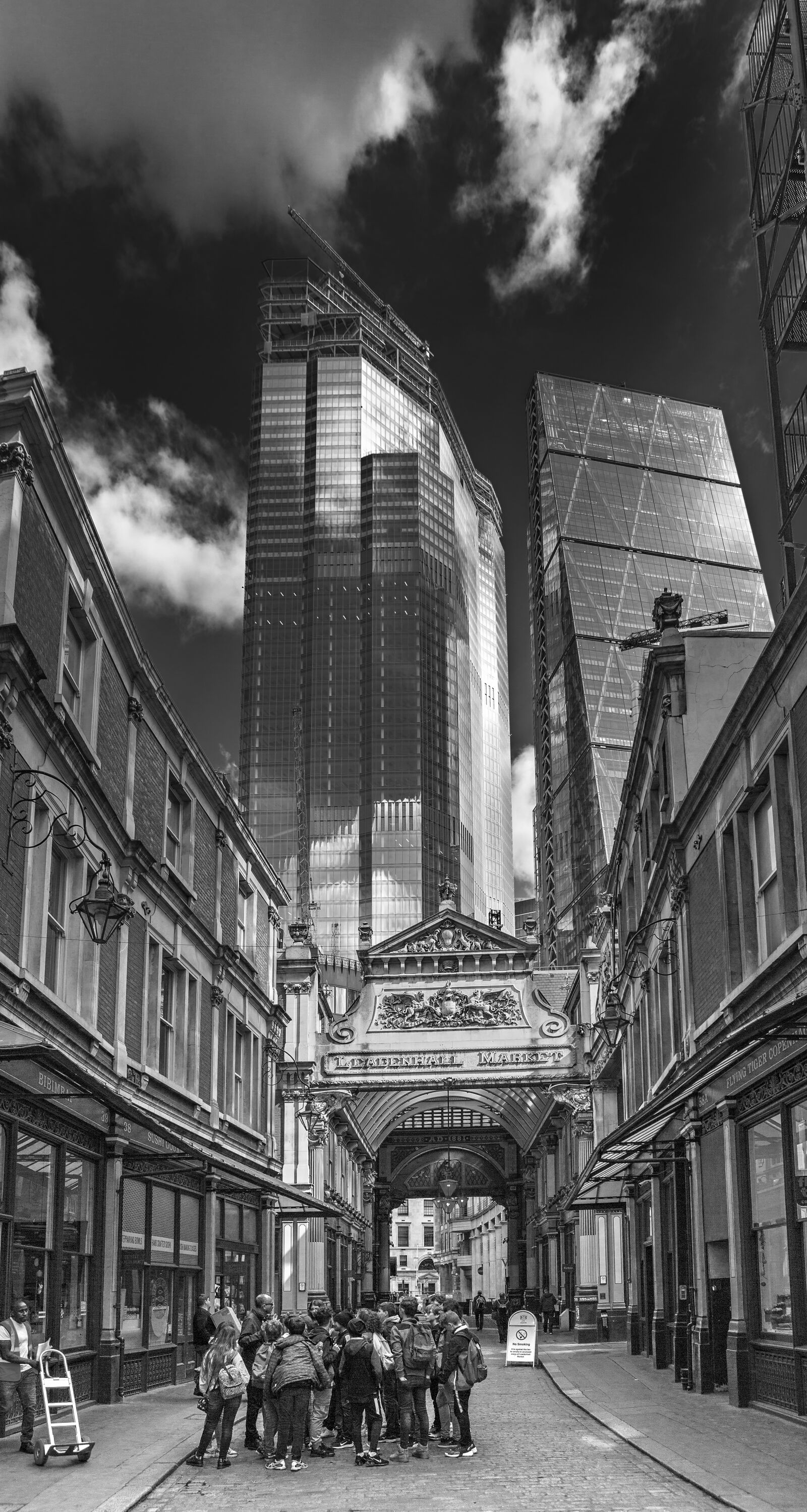 Canon EF 24-70mm F2.8L USM sample photo. Business, district, city photography