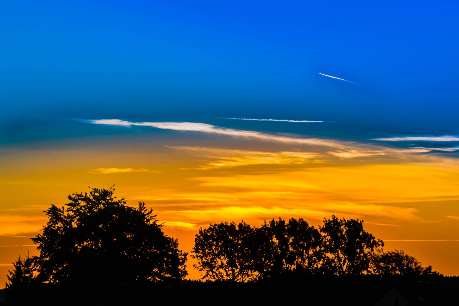 Canon EOS 650D (EOS Rebel T4i / EOS Kiss X6i) sample photo. Sunrise, sky, clouds photography